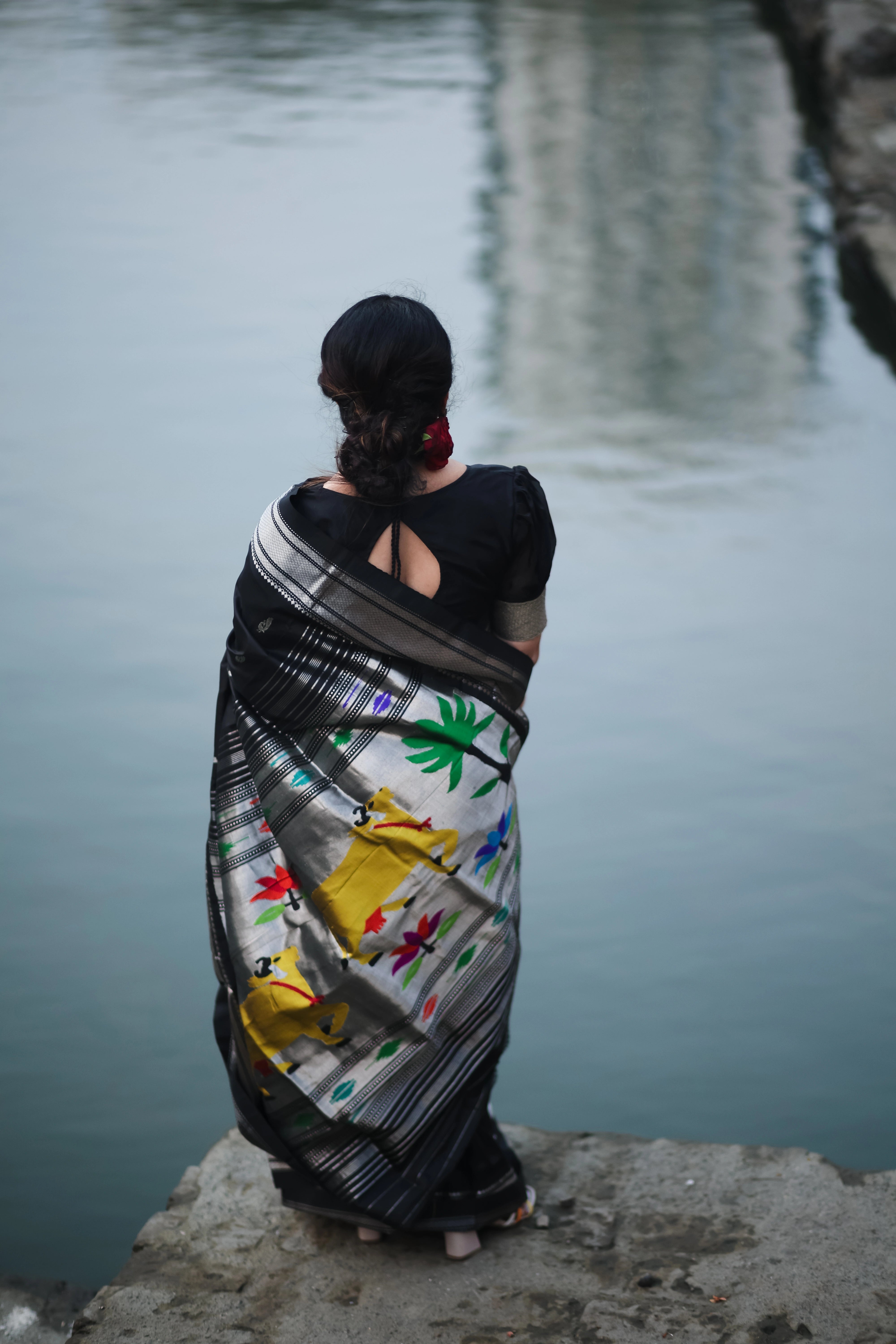 BLACK Pure Silk Paithani in silver zari with pichwai pallu