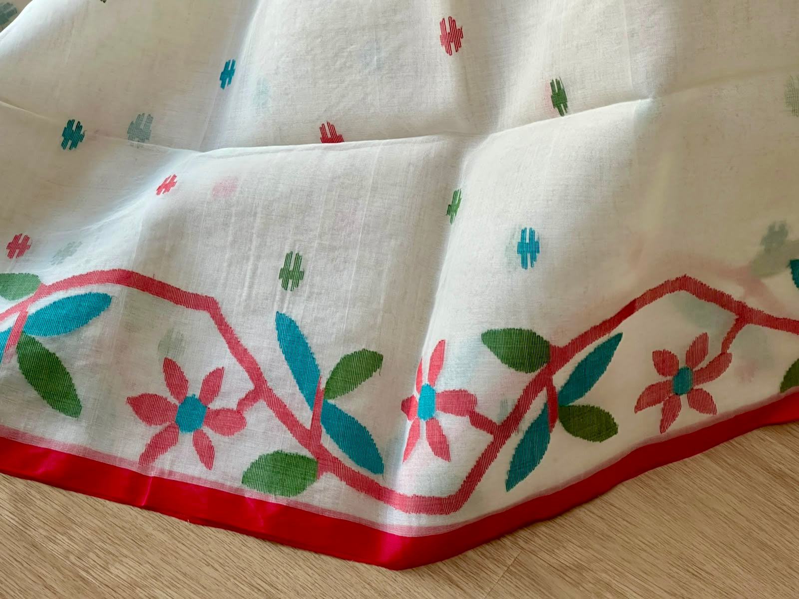 Pure Muslin Needle Jamdani Saree