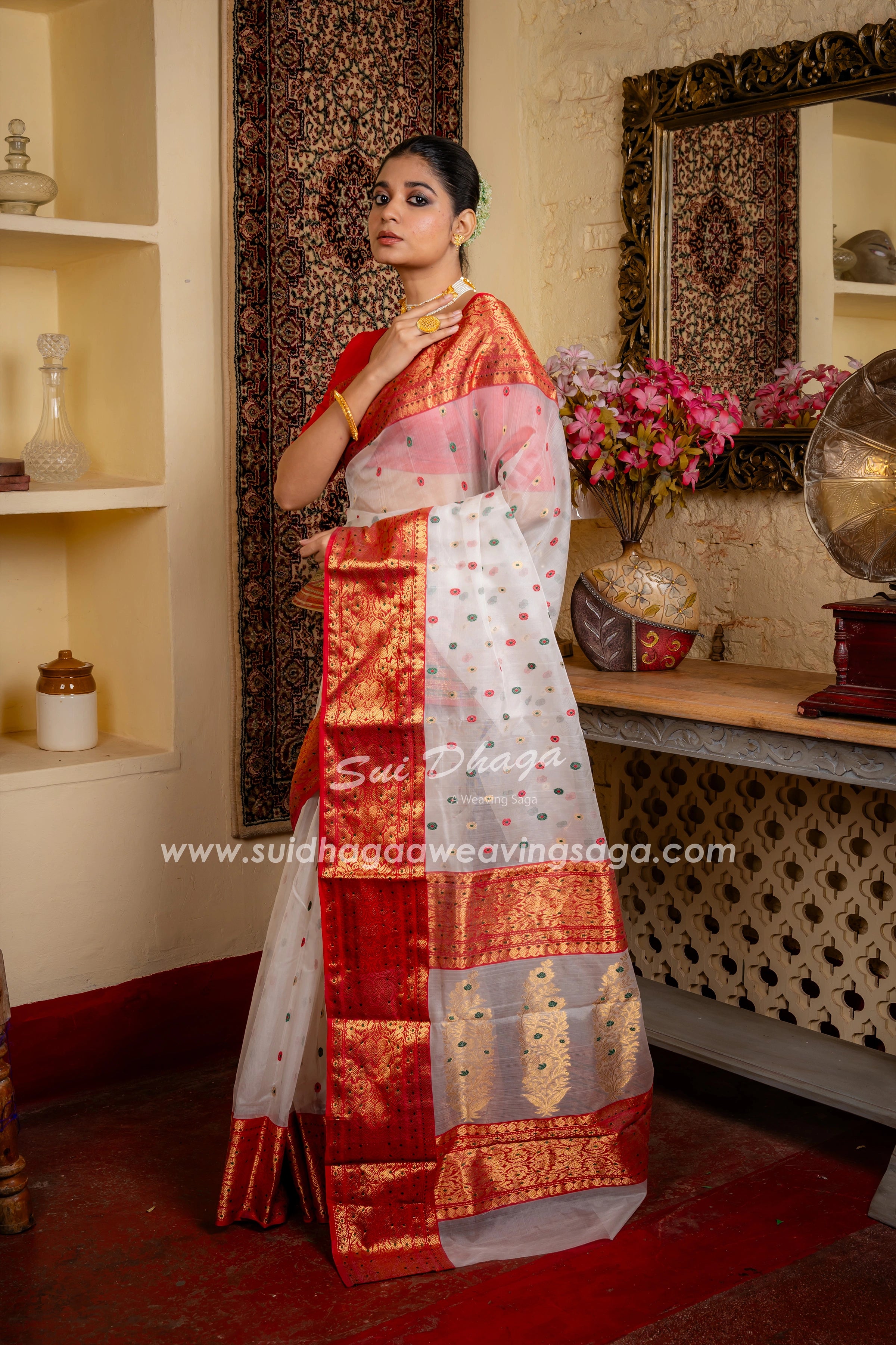 Red Border Exclusive Chanderi Katan saree