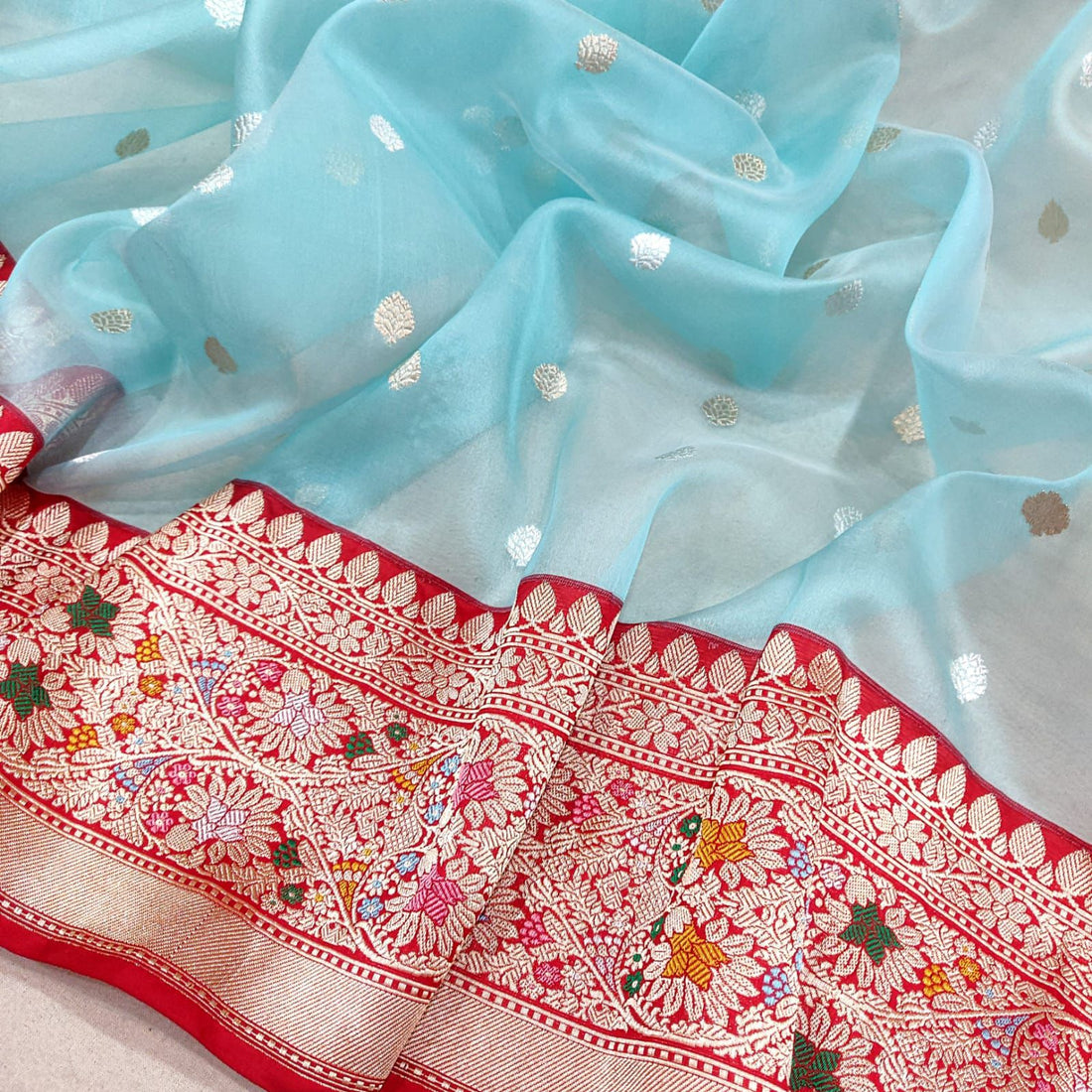 Noor Kora Banarasi Saree