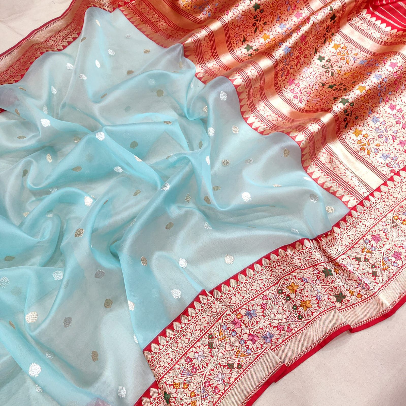 Noor Kora Banarasi Saree