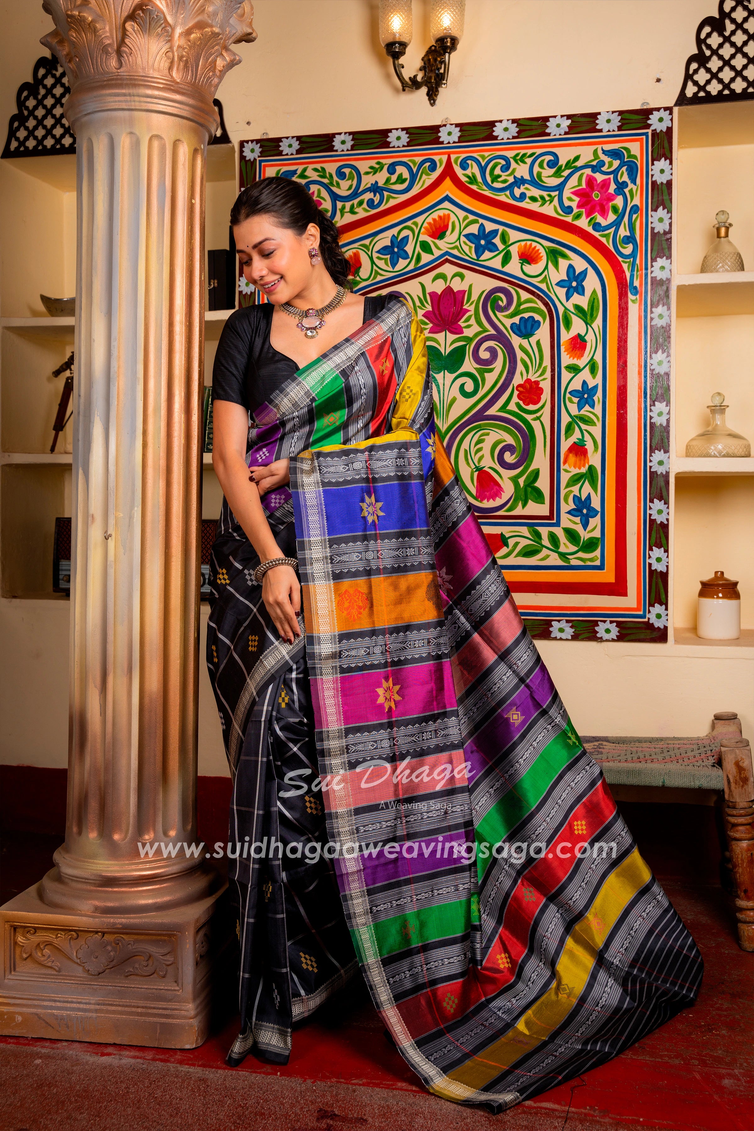 Black Checkered Handwoven Double Pallu Berhampuri