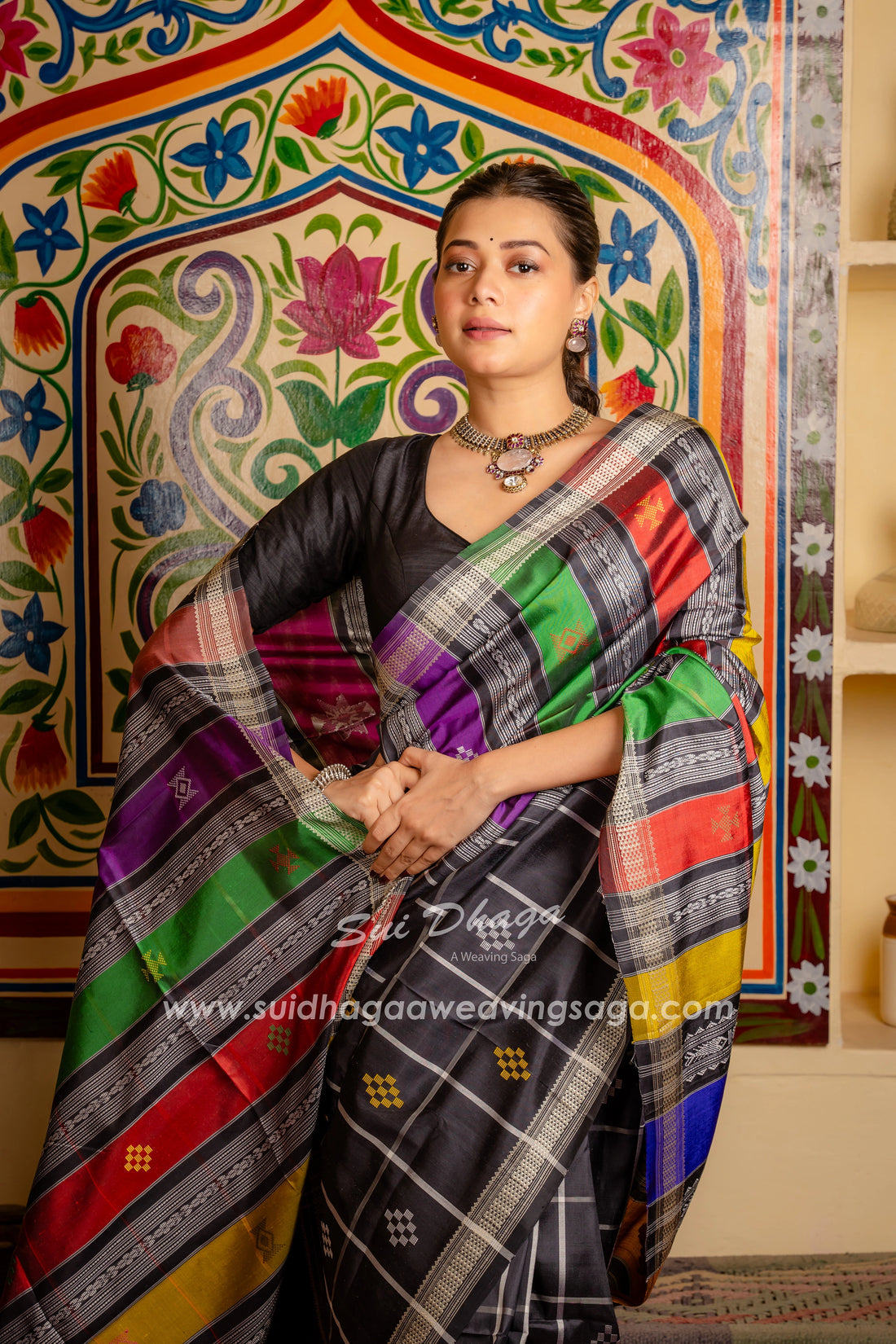 Black Checkered Handwoven Double Pallu Berhampuri