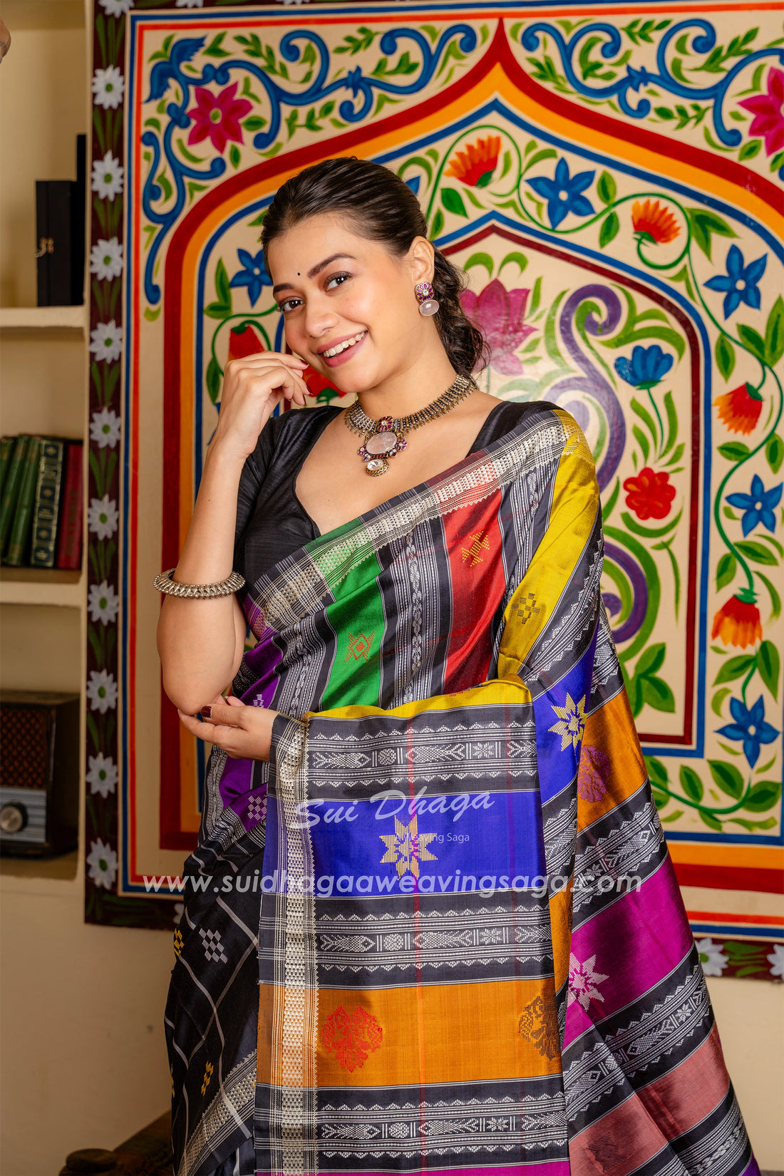 Black Checkered Handwoven Double Pallu Berhampuri