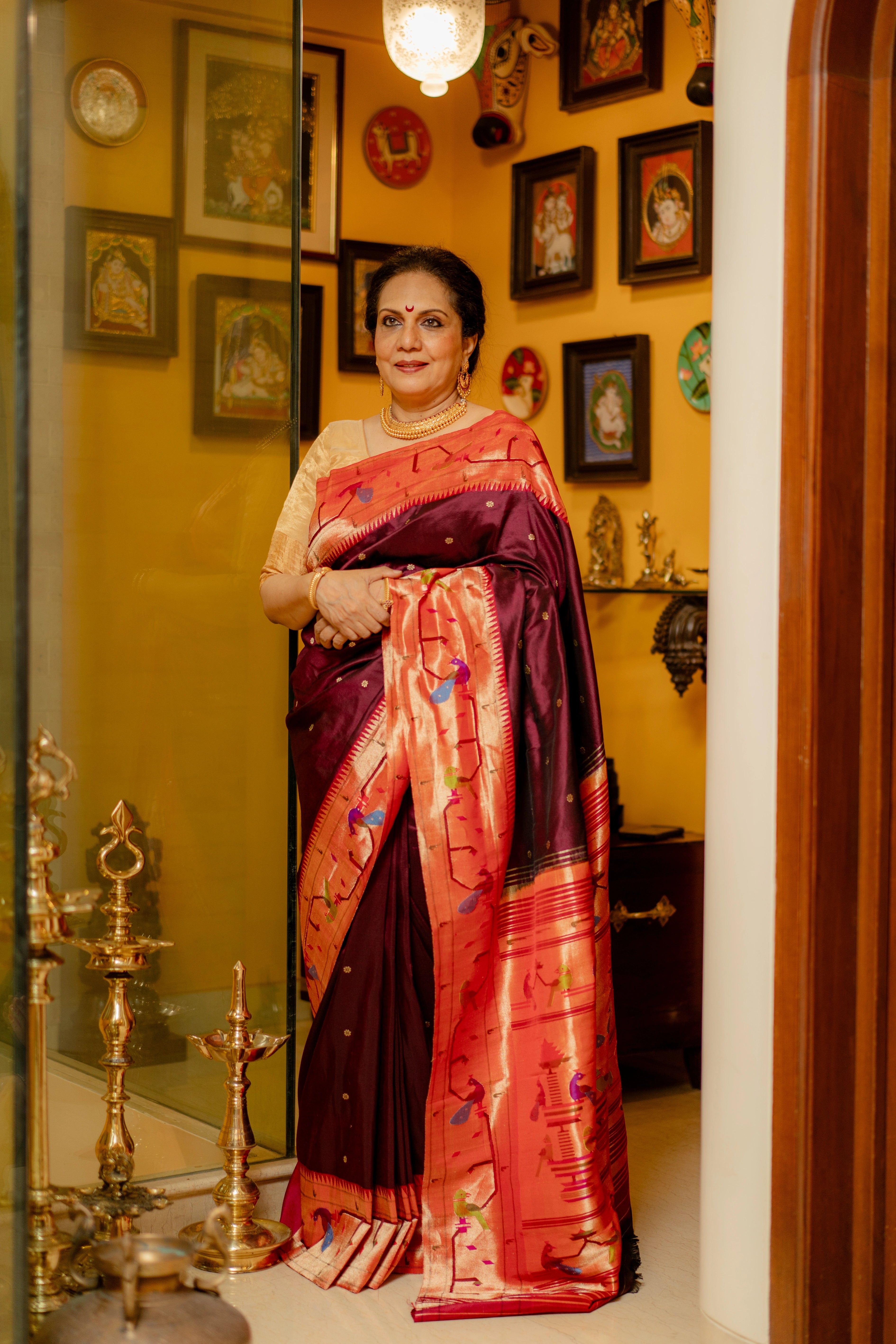 Wine Coloured Handwoven Peacock Parrot Muniya Border Pure Silk Paithani Saree with Traditional Pallu