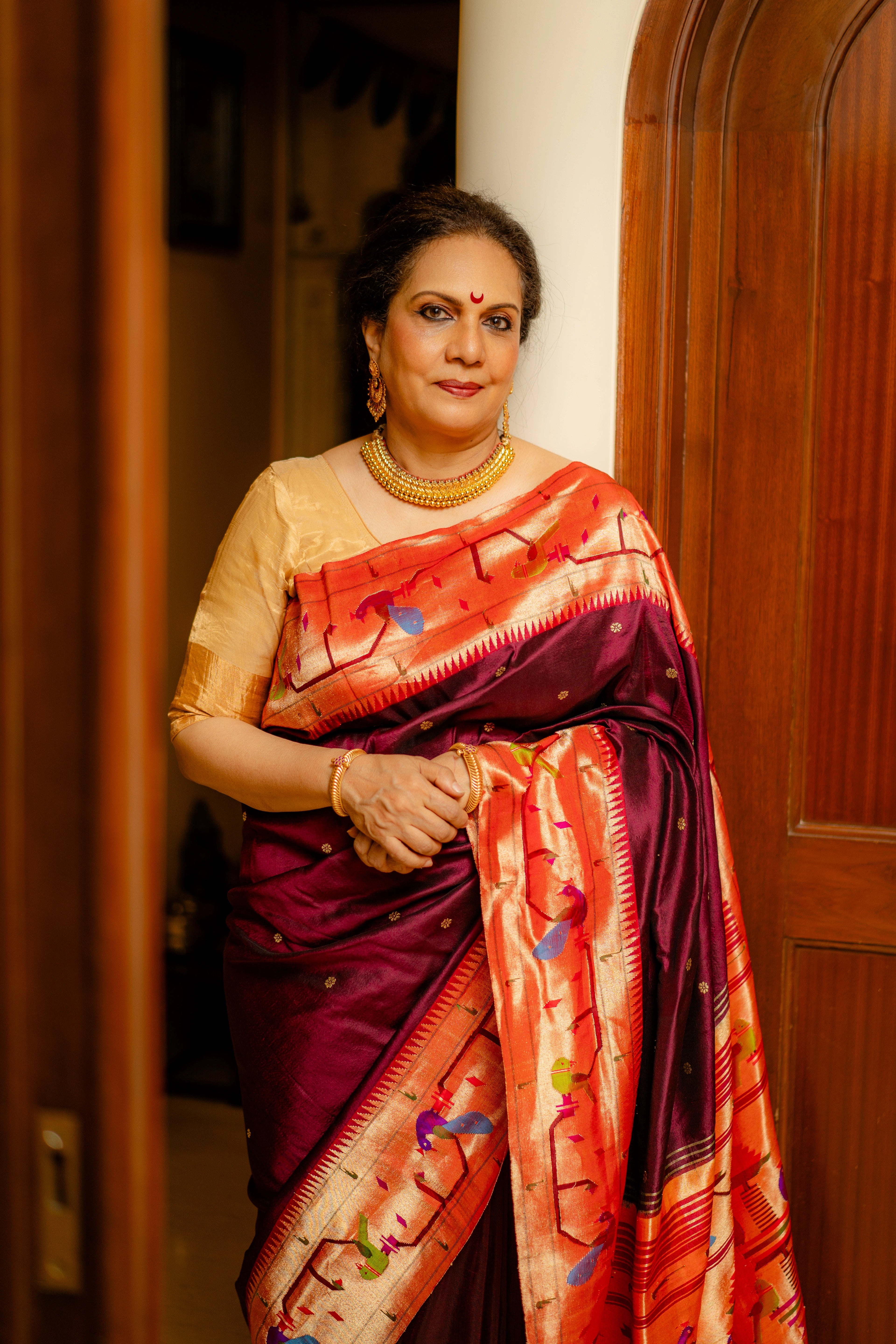 Wine Coloured Handwoven Peacock Parrot Muniya Border Pure Silk Paithani Saree with Traditional Pallu