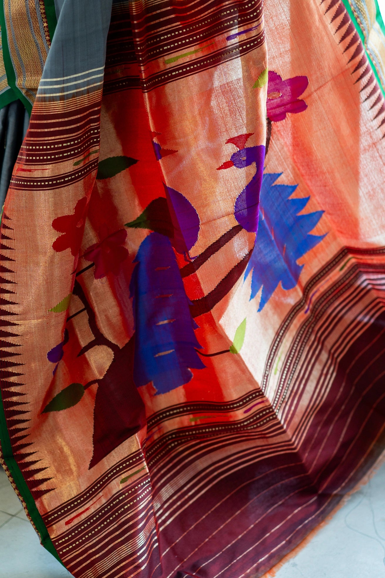 Grey Coloured Pure Silk handwoven Paithani with Designer Pallu