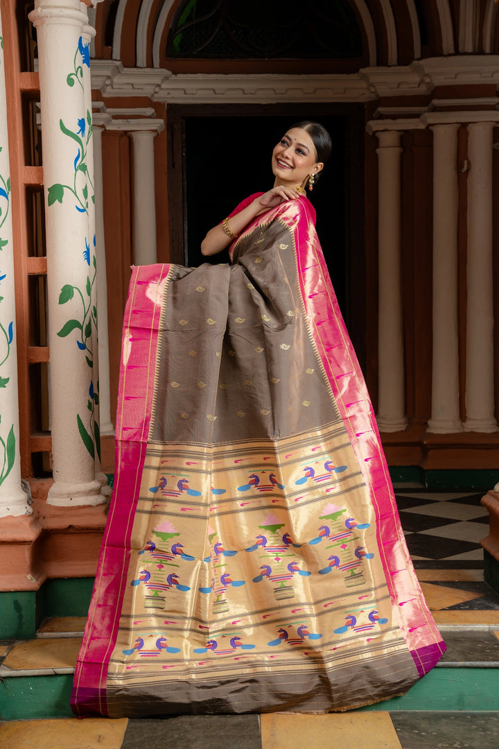 Designer Pure Silk Handwoven Muniya Tissue Border paithani