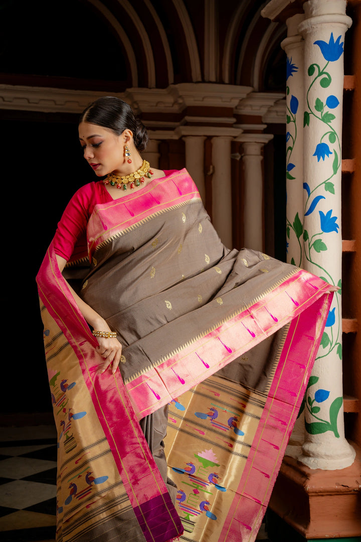 Designer Pure Silk Handwoven Muniya Tissue Border paithani