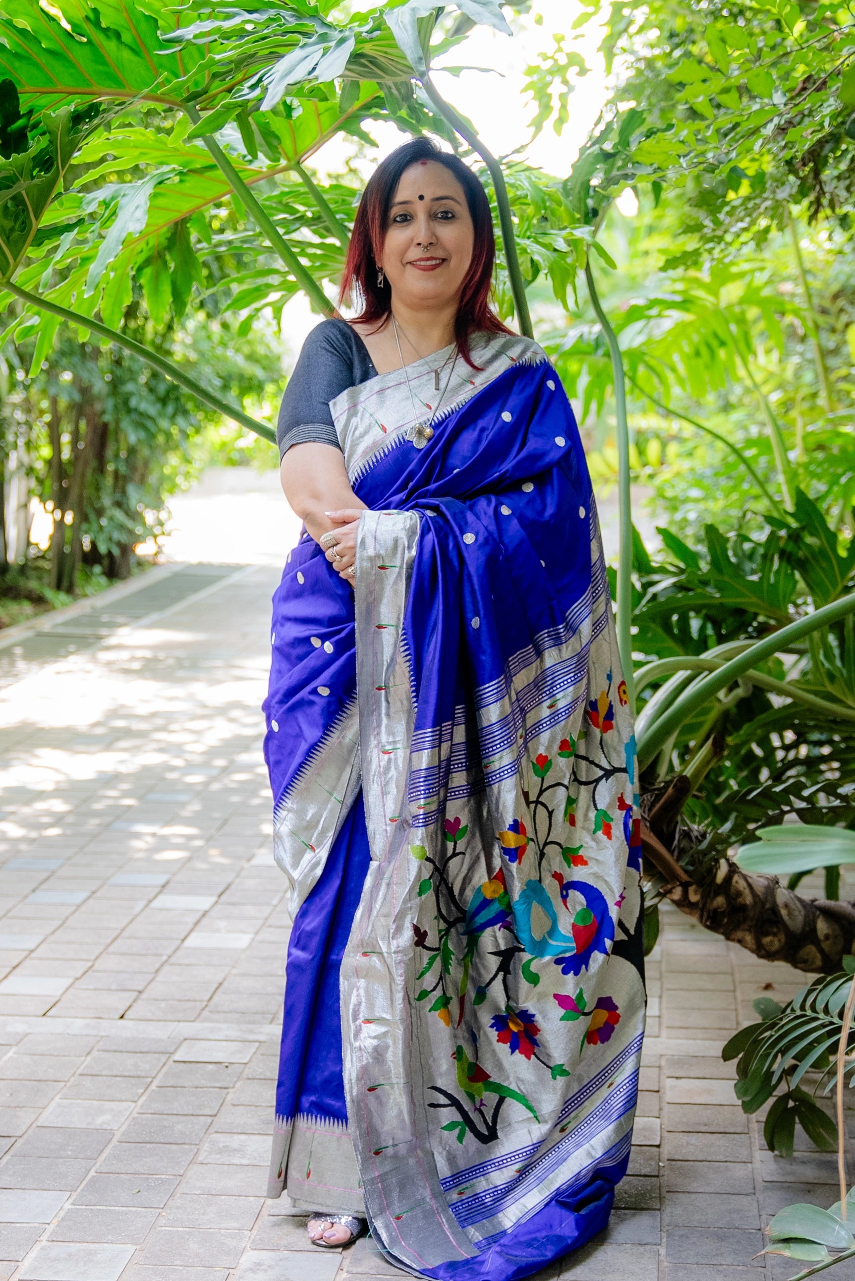 Handloom Pure Silk Silver Zari Muniya Border with Exclusive Parrot Pallu in Royal Blue