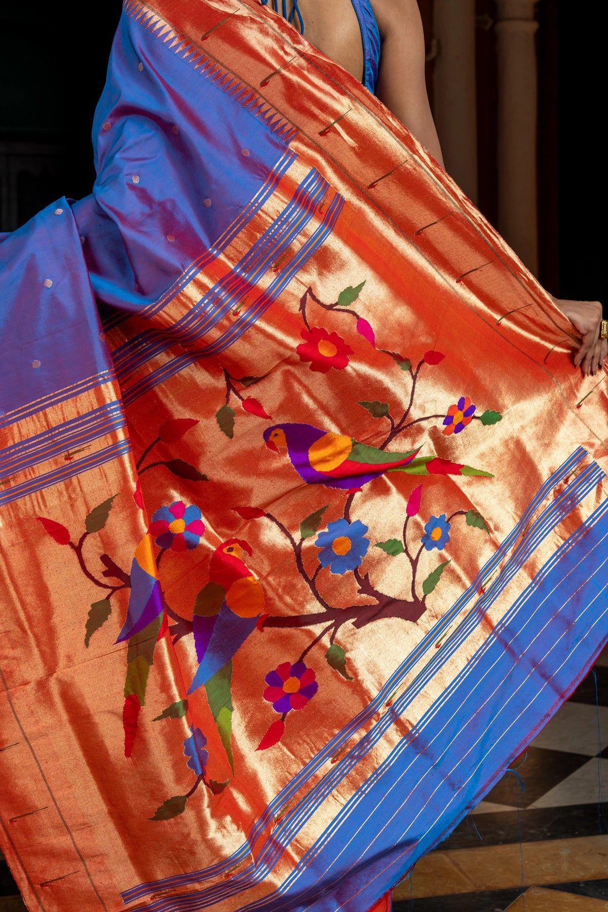 Pure Silk Handwoven Muniya Border paithani with Parrot pallu