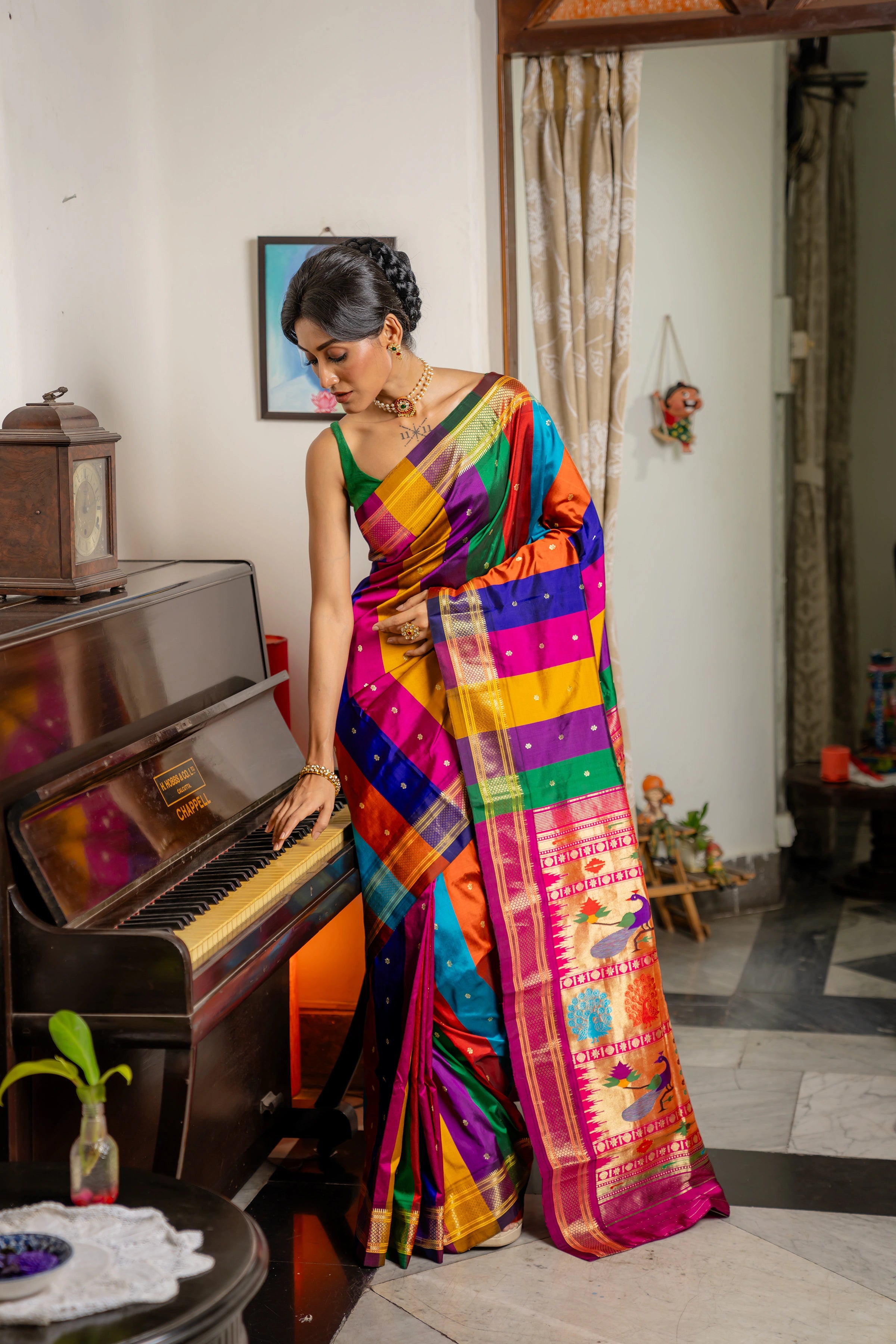 Multicoloured Handwoven Rangkaat Pure Silk Paithani