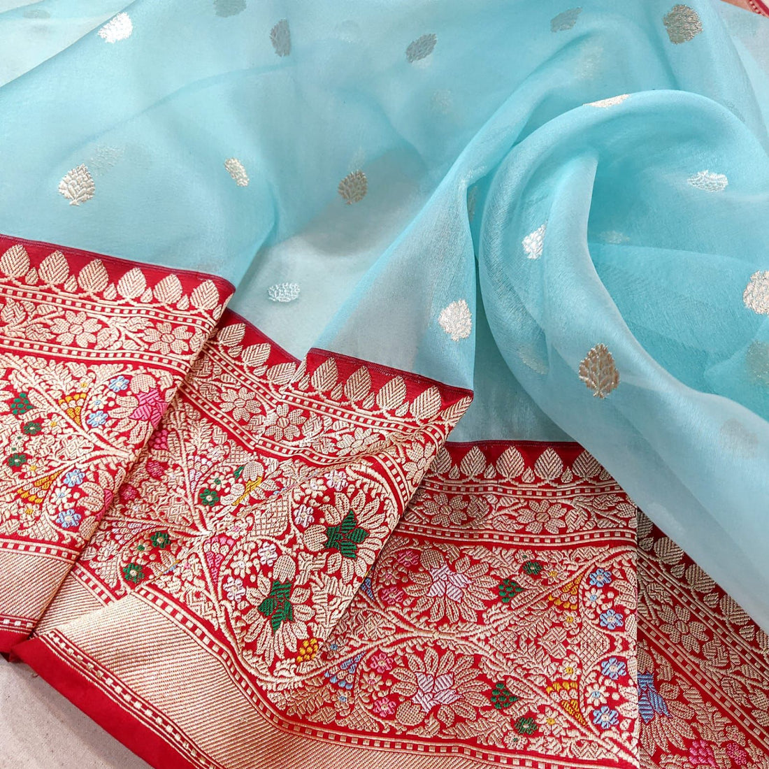 Kadwa Meenakari Kora Banarasi Silk Saree