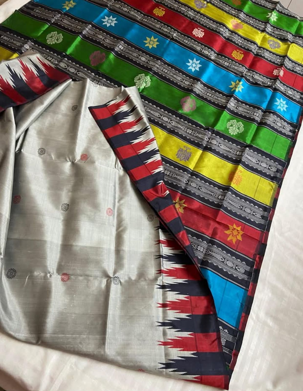 Phoda Kumbha Grace Berhampuri Silk Saree