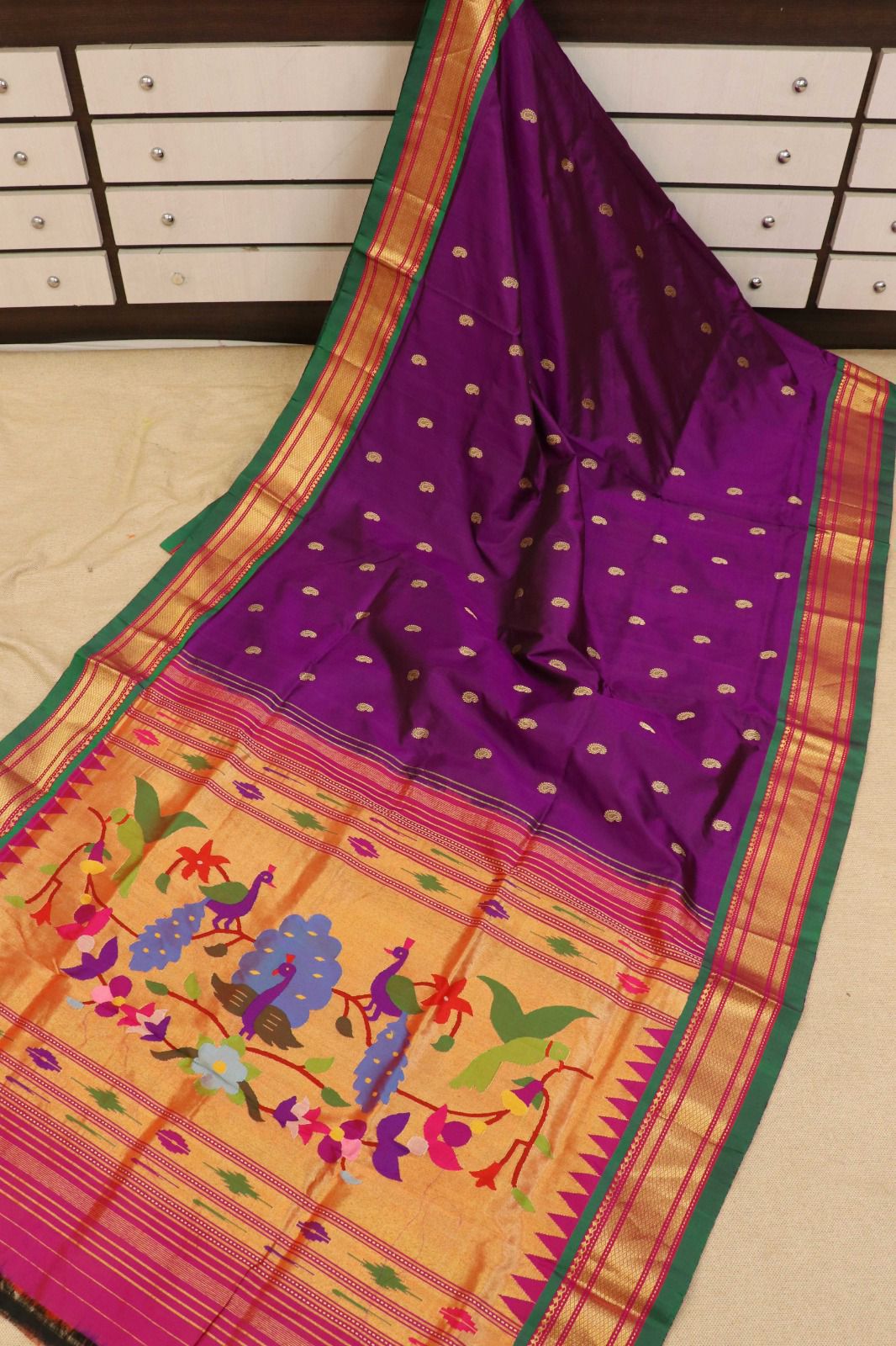Timeless Marathi Royalty – Pure Silk Handwoven Paithani