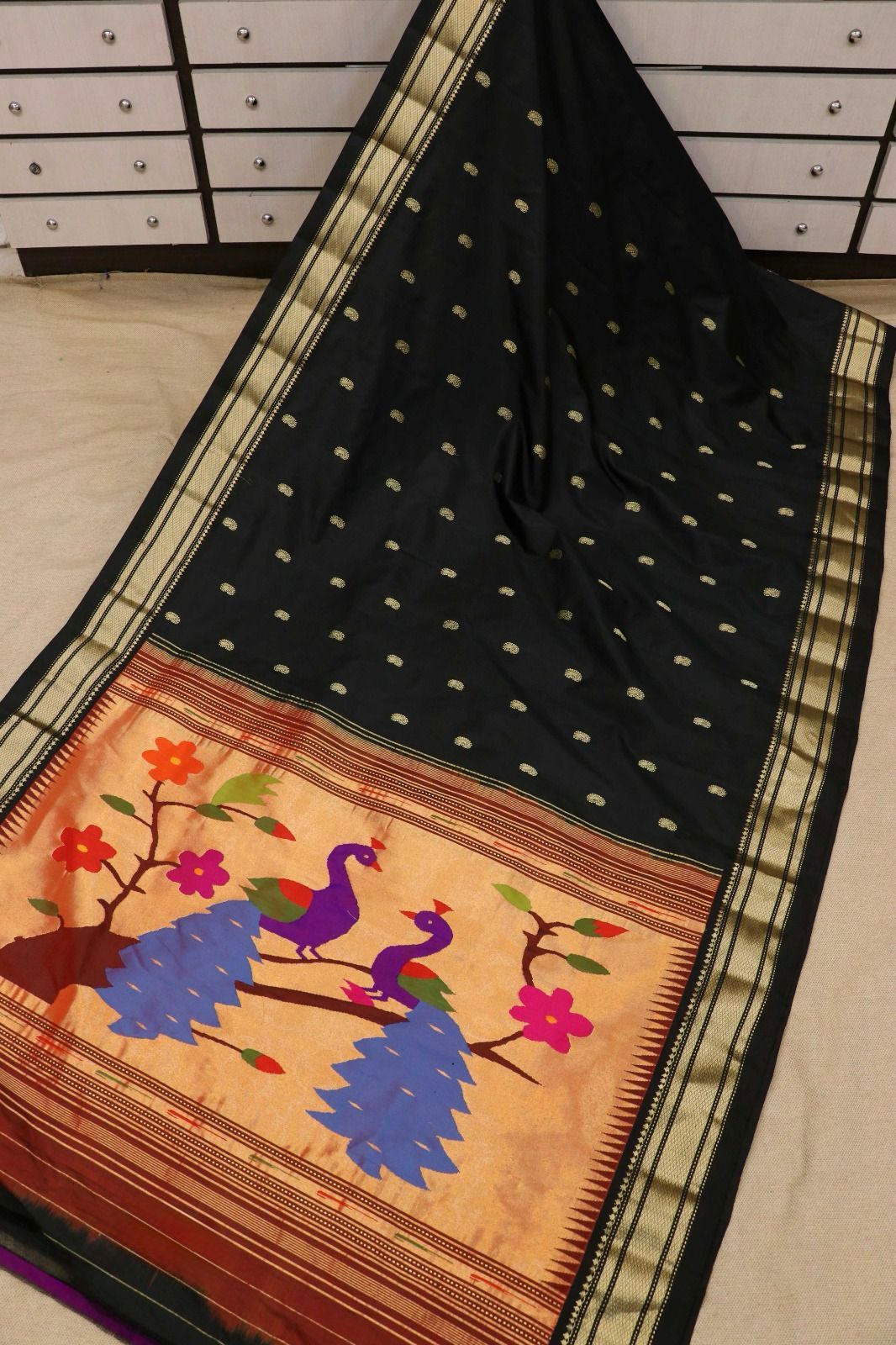 Majestic Black Paithani – A Timeless Symphony of Art & Elegance