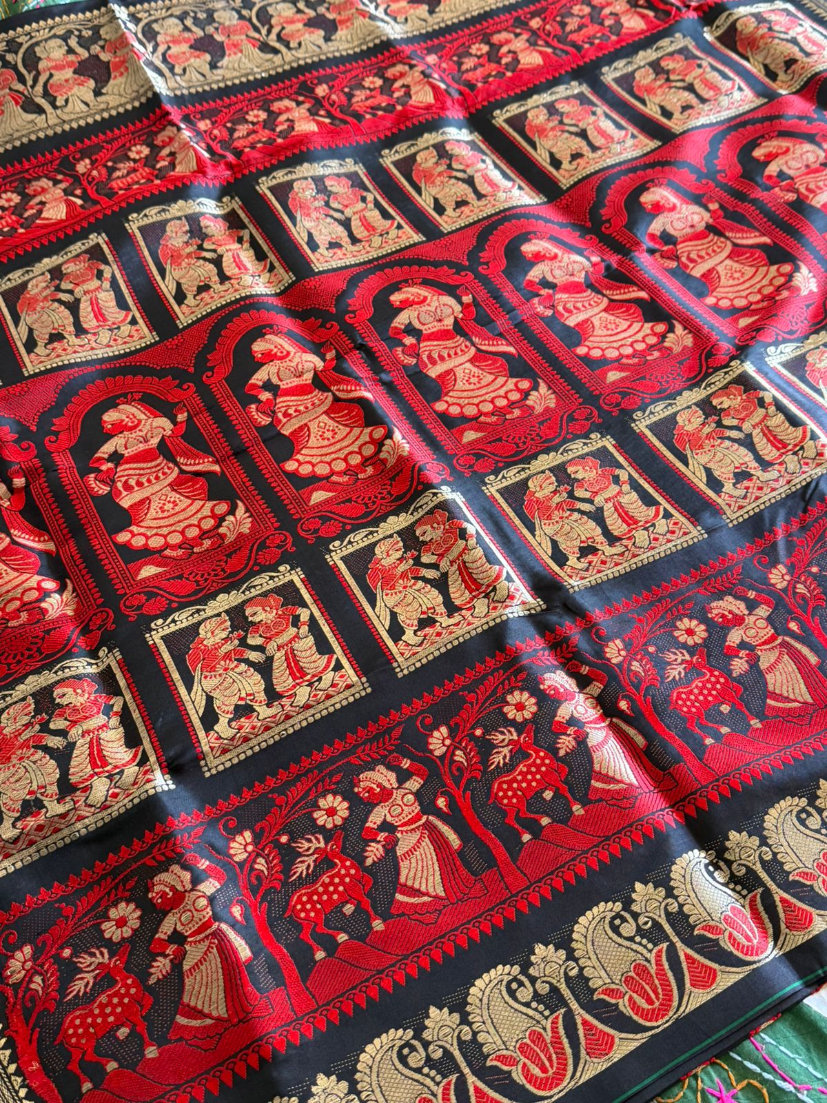 Heritage Fusion Pure Silk Swarnochuri–Baluchuri Saree