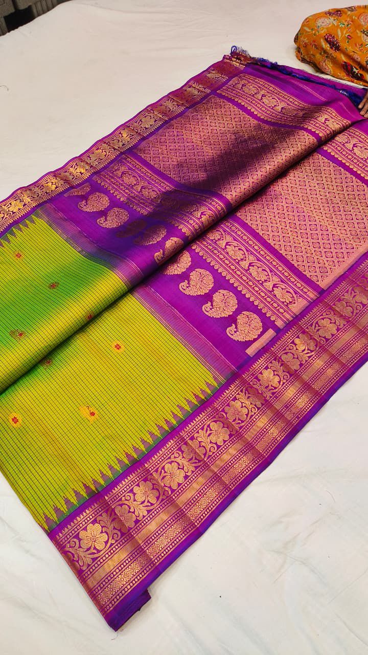 Kuttu Check Gadwal Meenakari Elegance