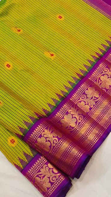 Kuttu Check Gadwal Meenakari Elegance