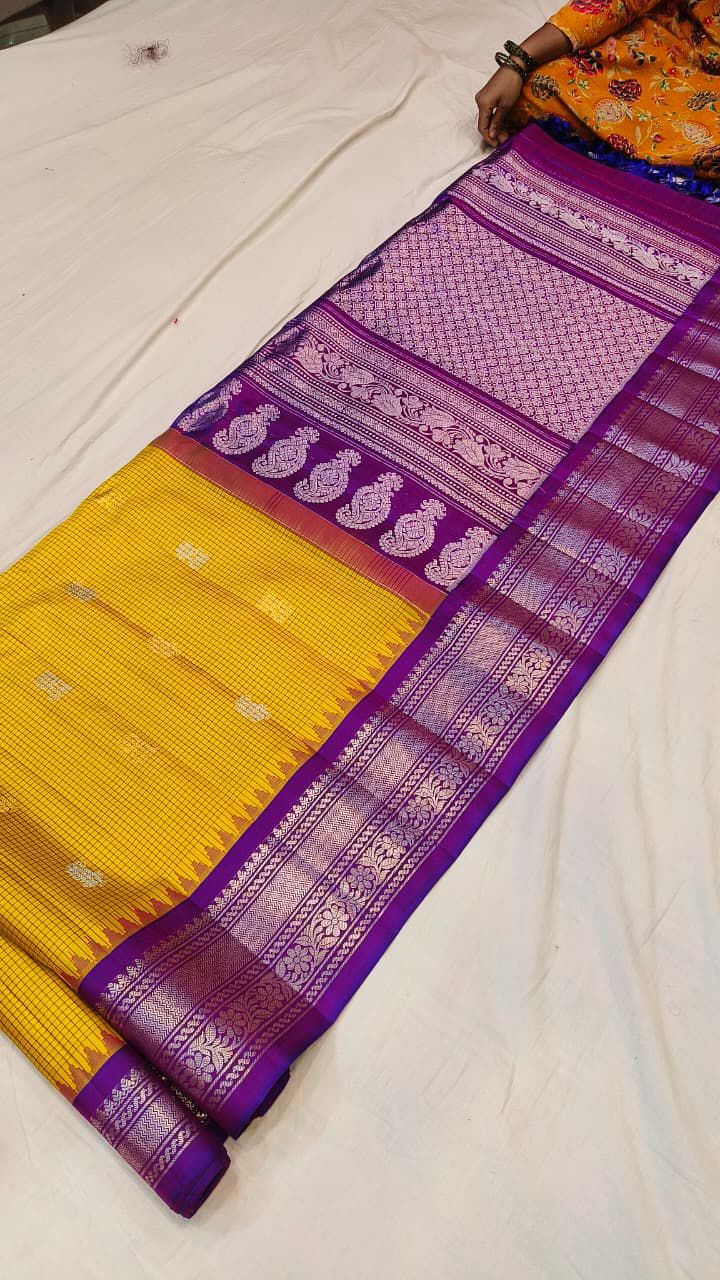 Subtle Checks Gadwal Heritage Saree