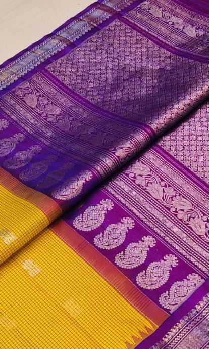 Subtle Checks Gadwal Heritage Saree