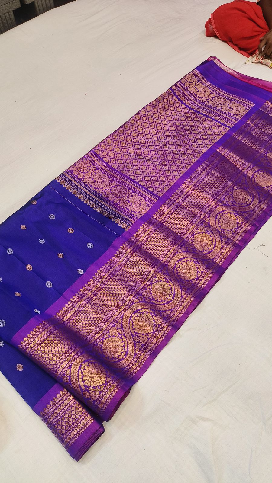 Viraasat Shobha Gadwal Silk Saree