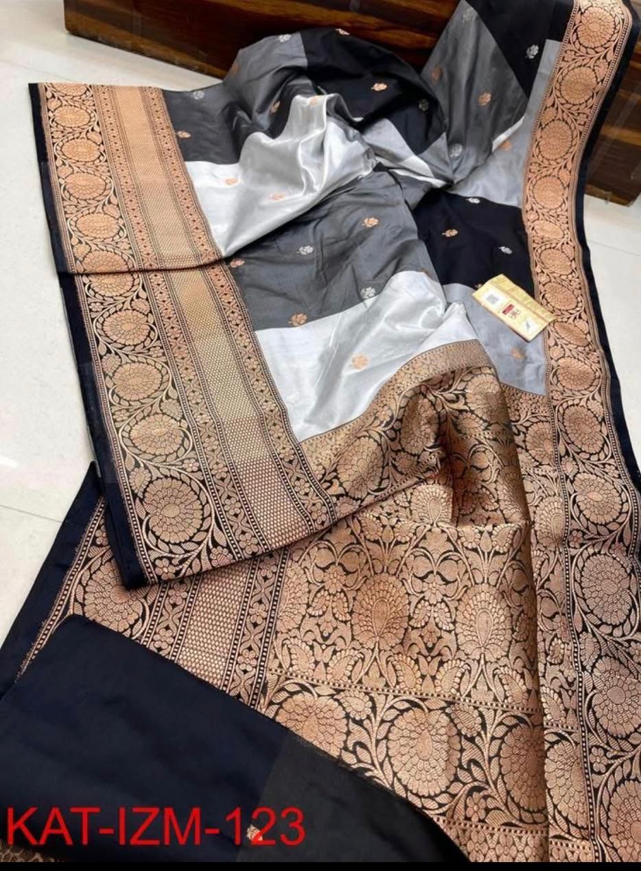 Antique Zari Checkered Banarasi Katan Silk Saree