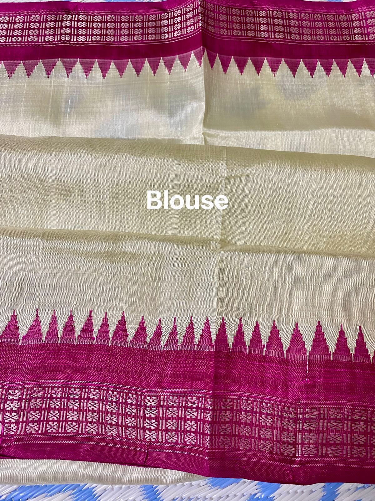 Ivory Elegance Double Pallu Berhampuri Silk Saree