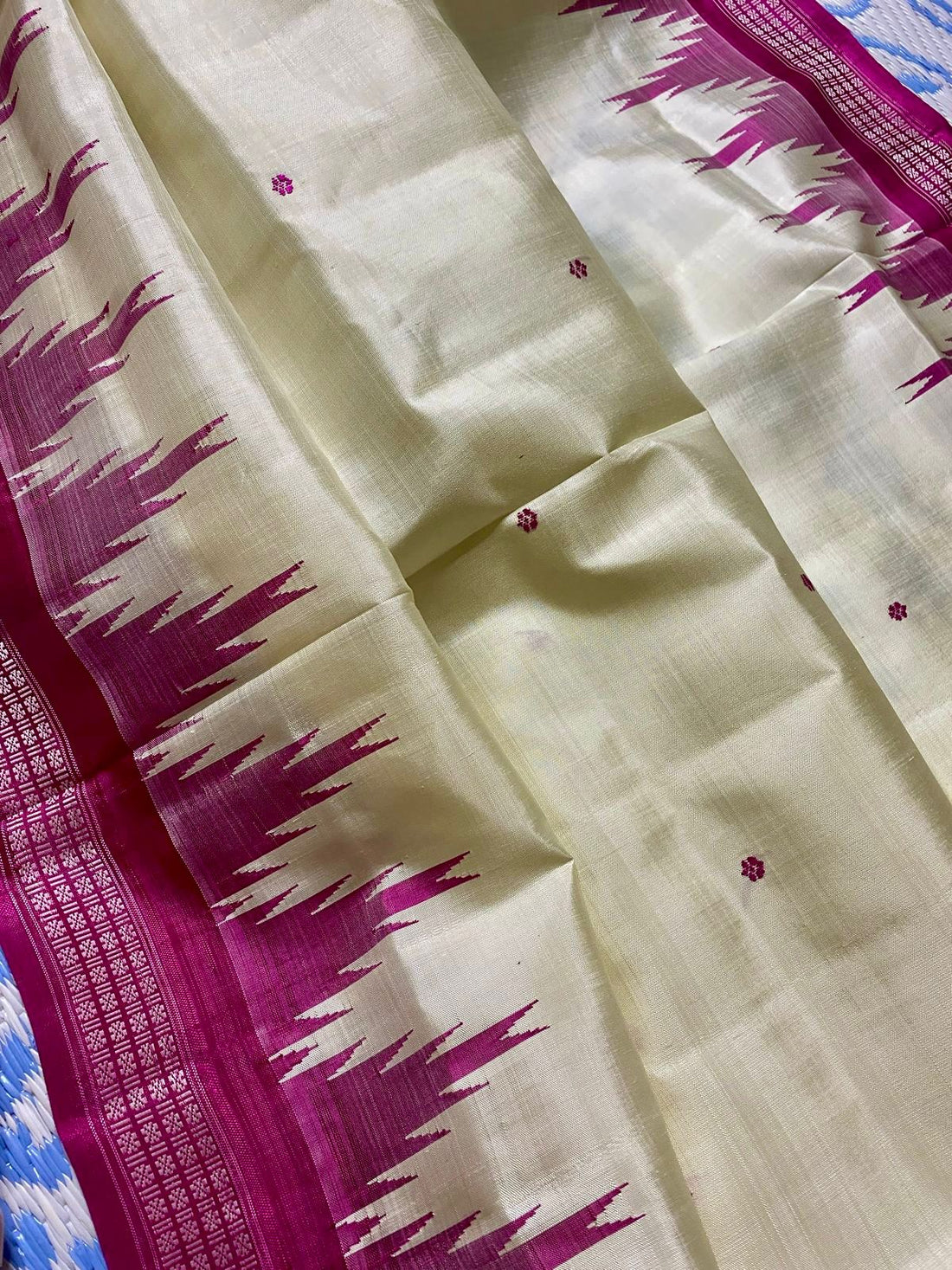 Ivory Elegance Double Pallu Berhampuri Silk Saree
