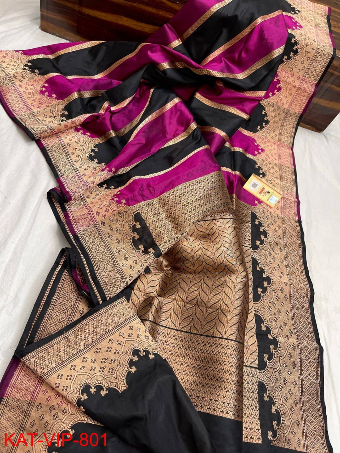 Rangkaat Designer Banarasi Katan Silk Saree