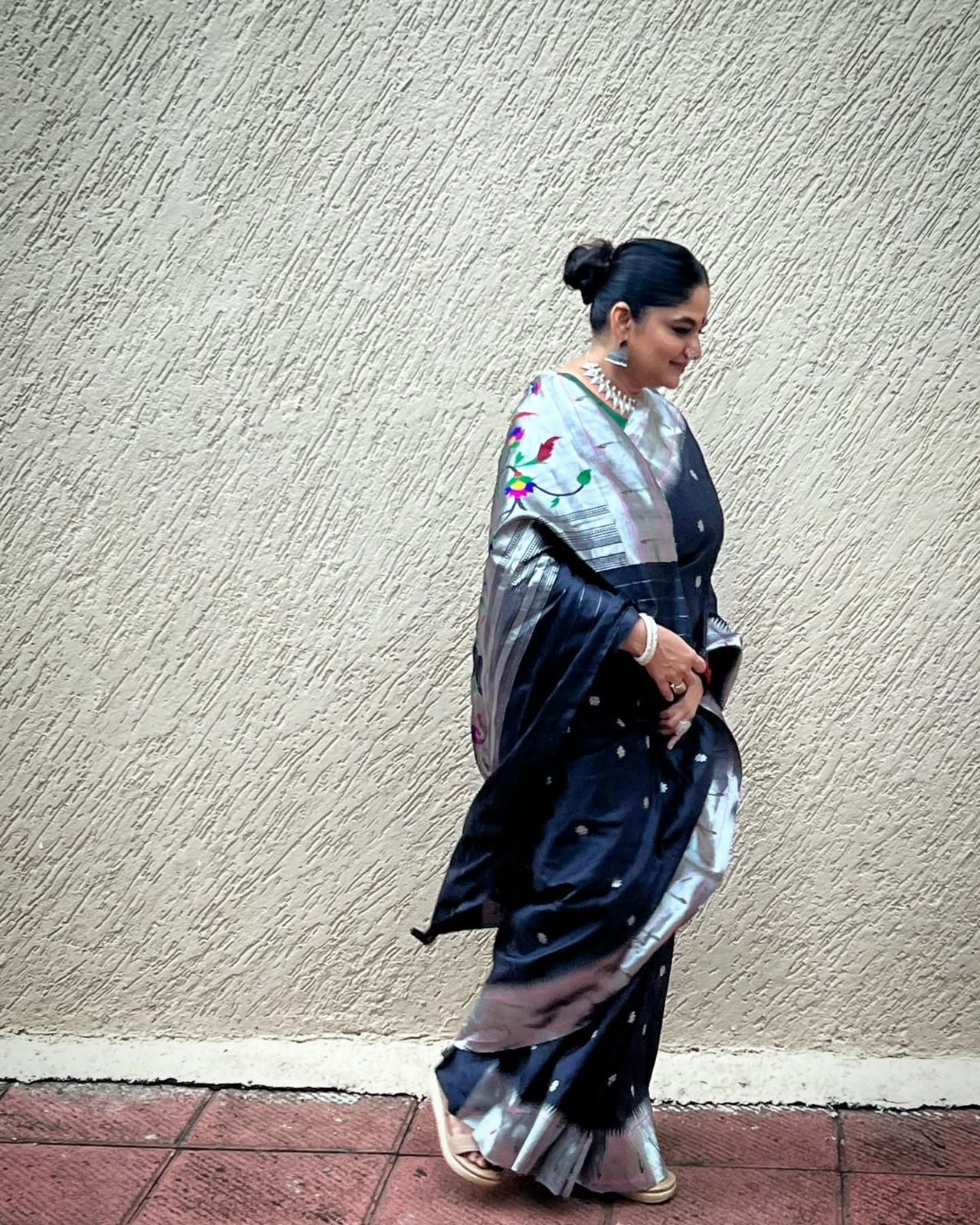Rajhans Muniya Silver Zari Paithani Saree - Available on Pre order 60 days