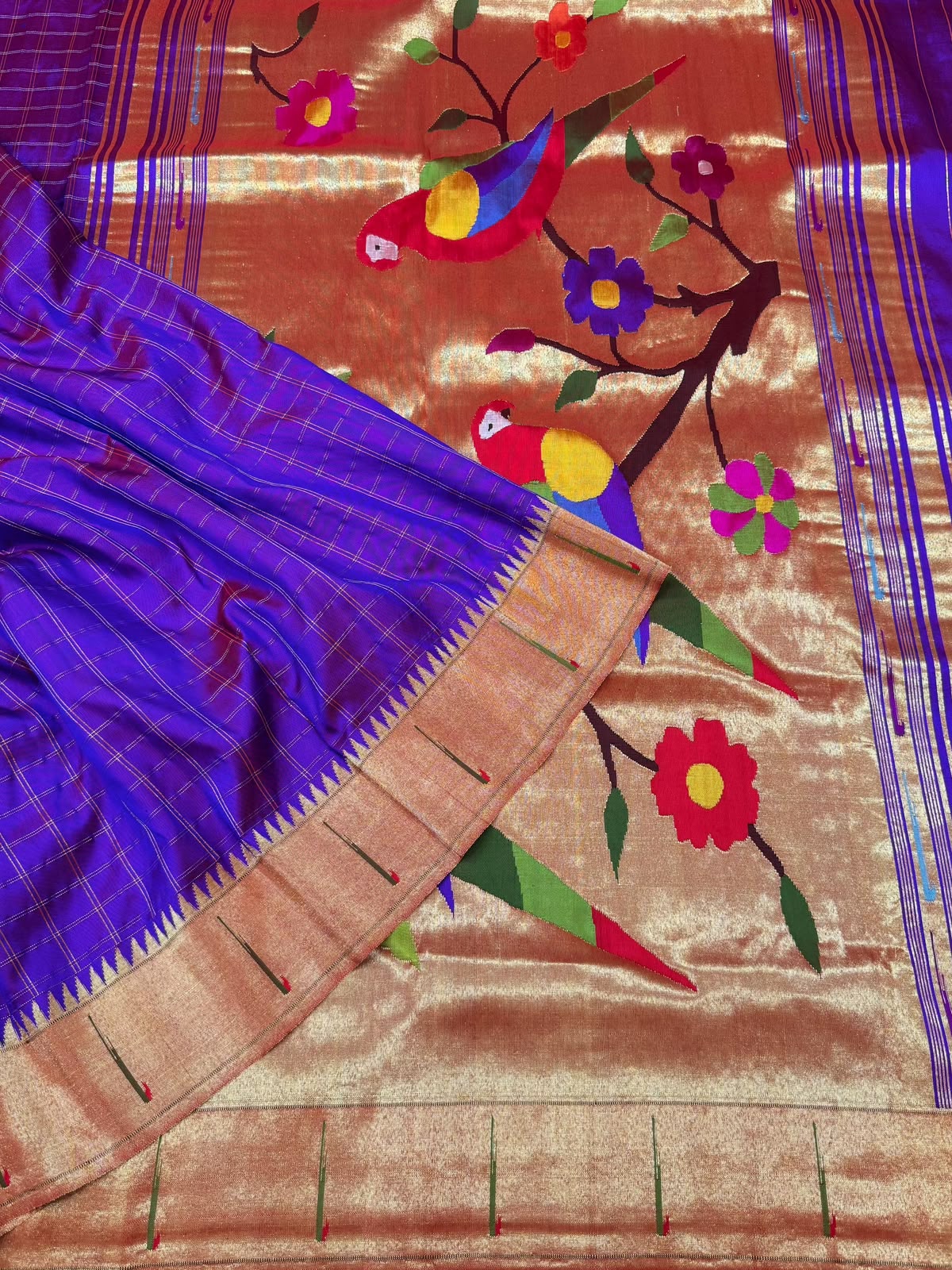 Pure silk Handwoven checkered muniya border Paithani with parrot pallu