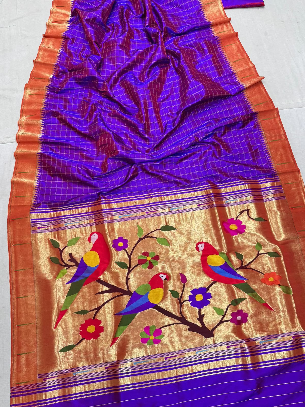 Pure silk Handwoven checkered muniya border Paithani with parrot pallu