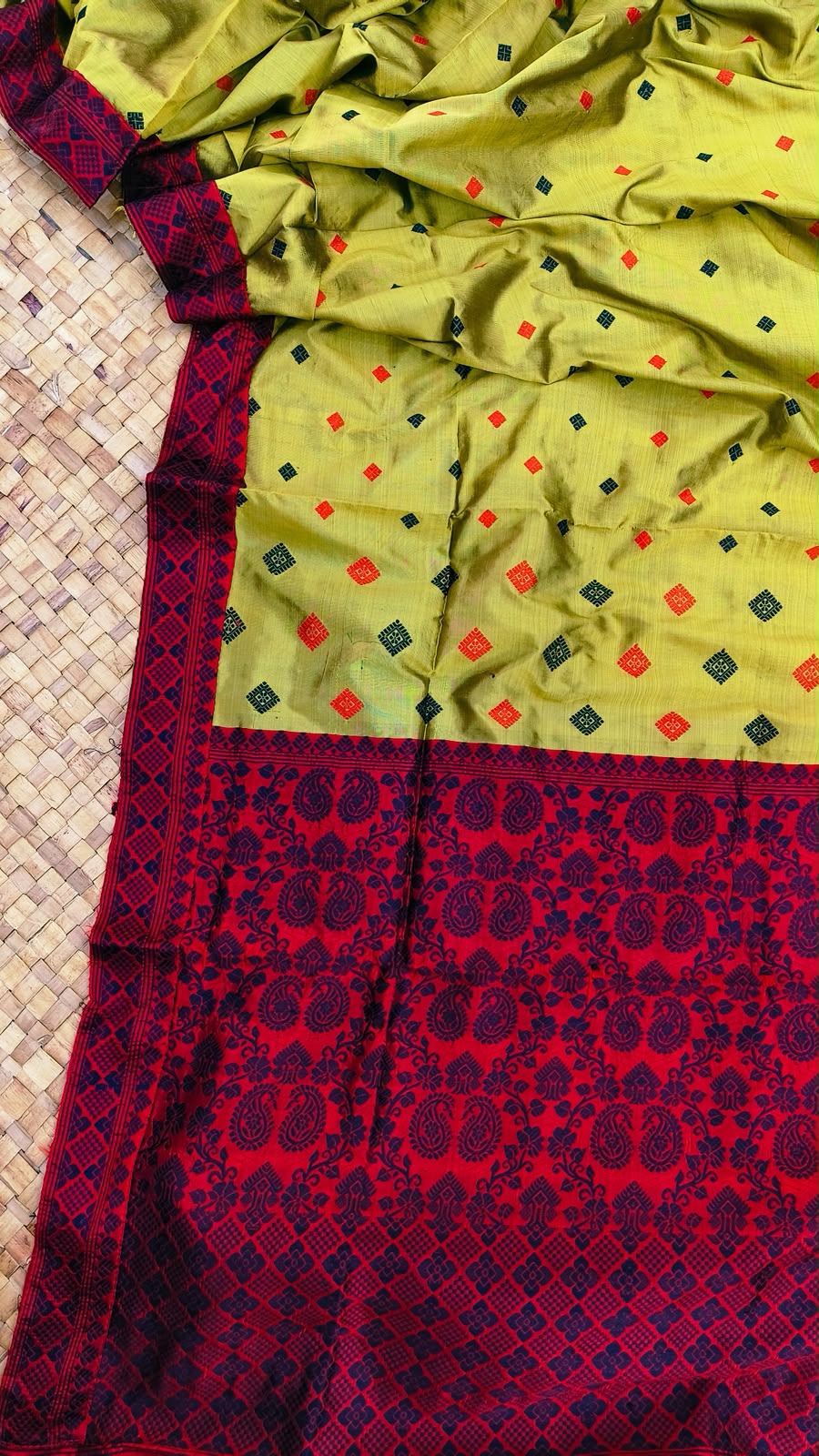 Olive Contrast Border Mulberry Paat Assam Silk Saree