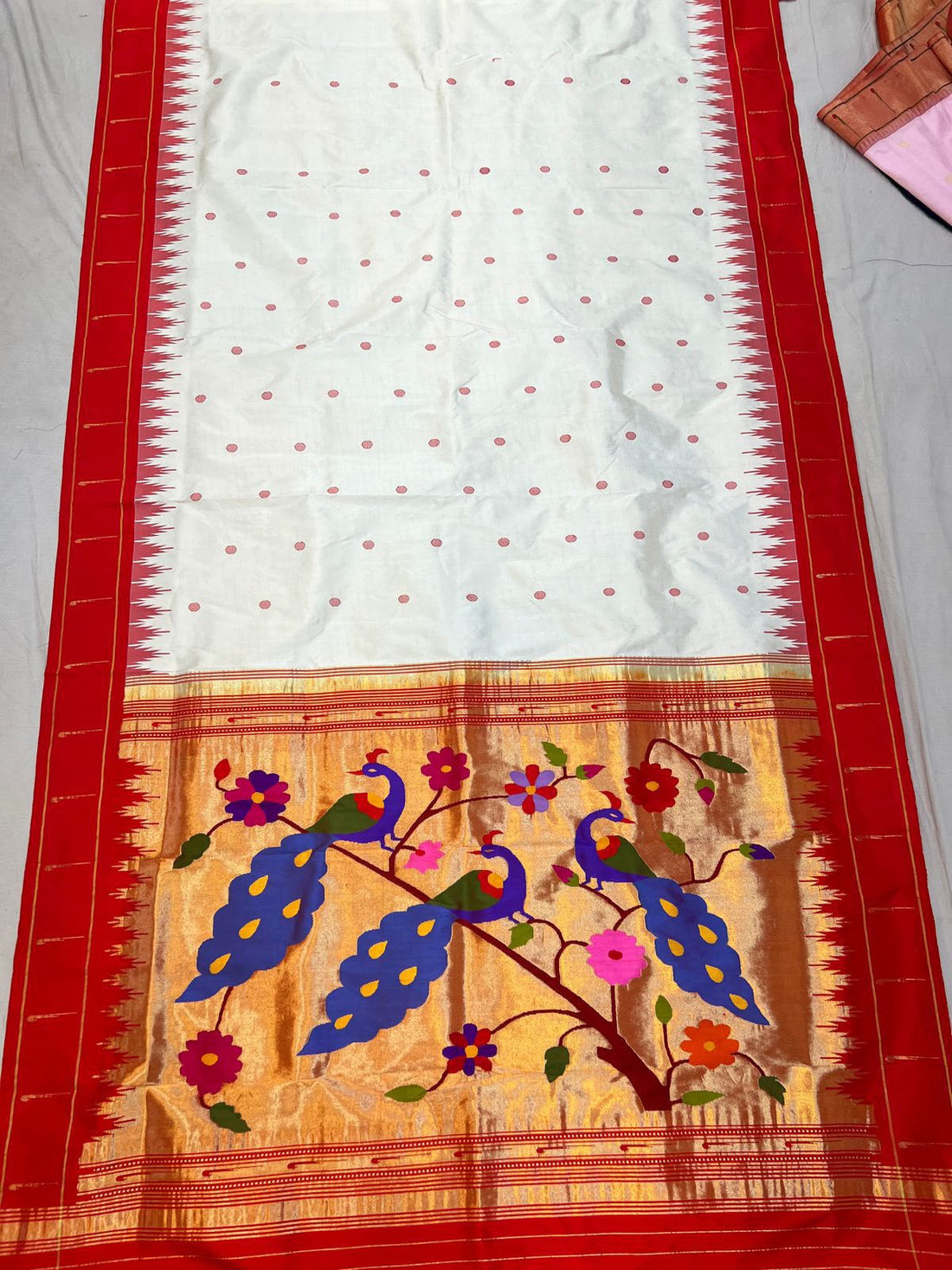 Pure Silk Handcrafted Red Laal Paar Muniya Border Paithani