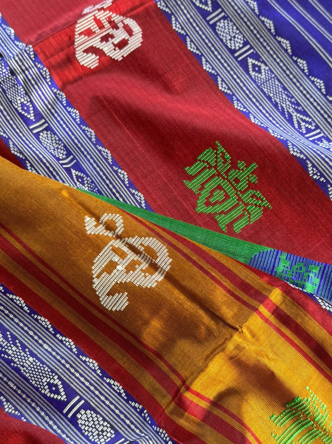 Berhampuri Pure Silk Double Pallu Saree
