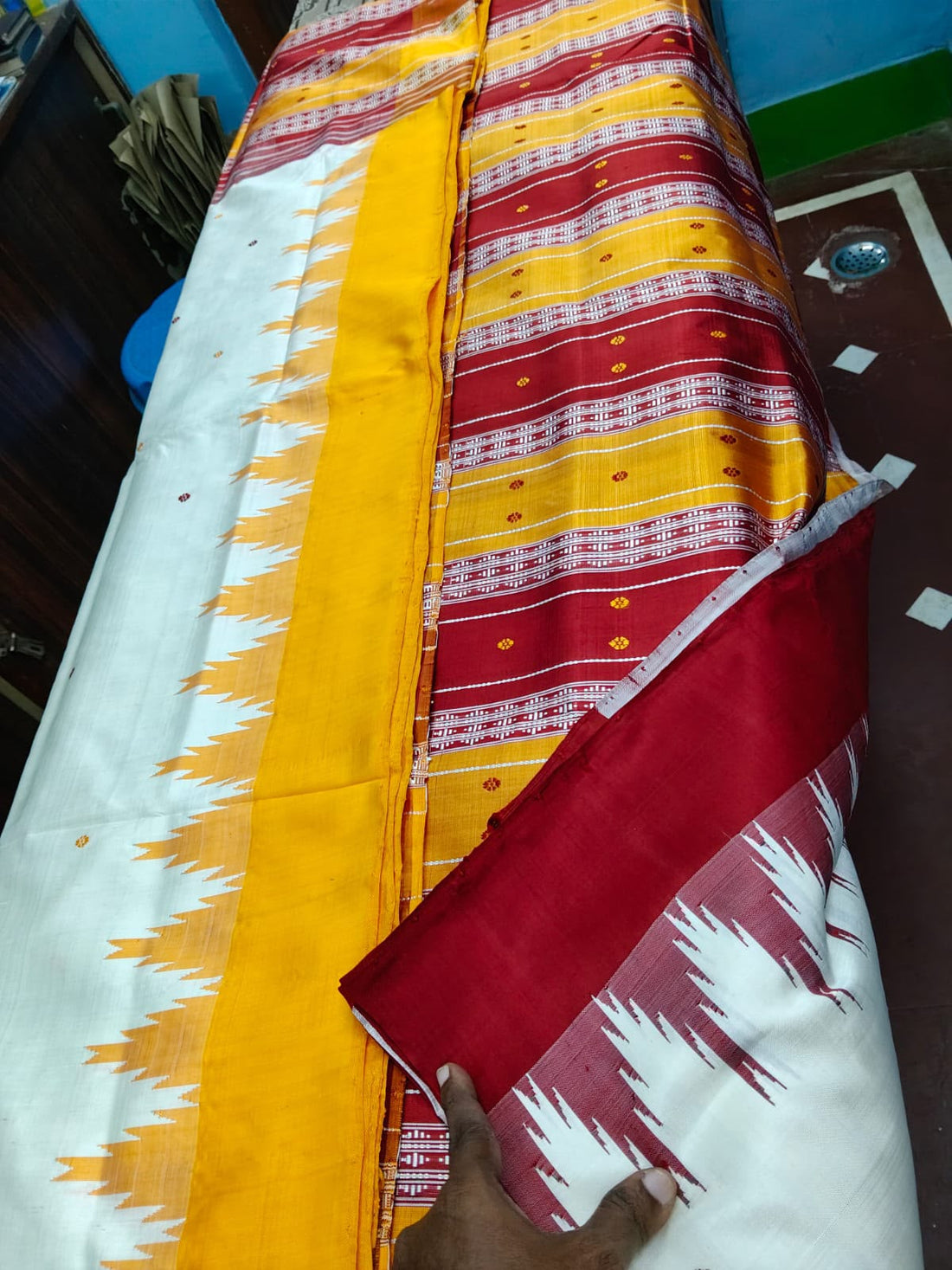 Berhampuri Pure Silk Double Pallu Saree