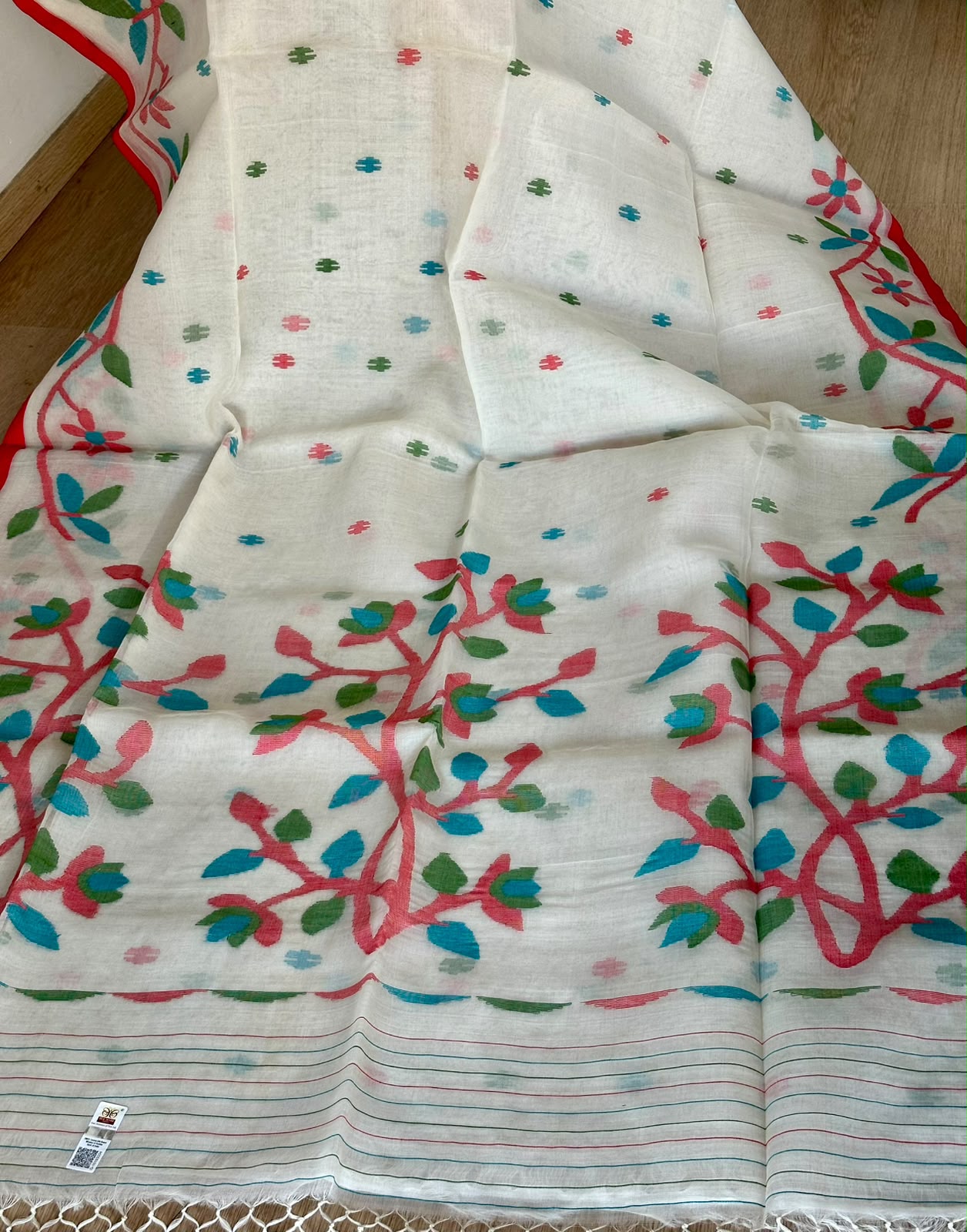 Pure Muslin Needle Jamdani Saree