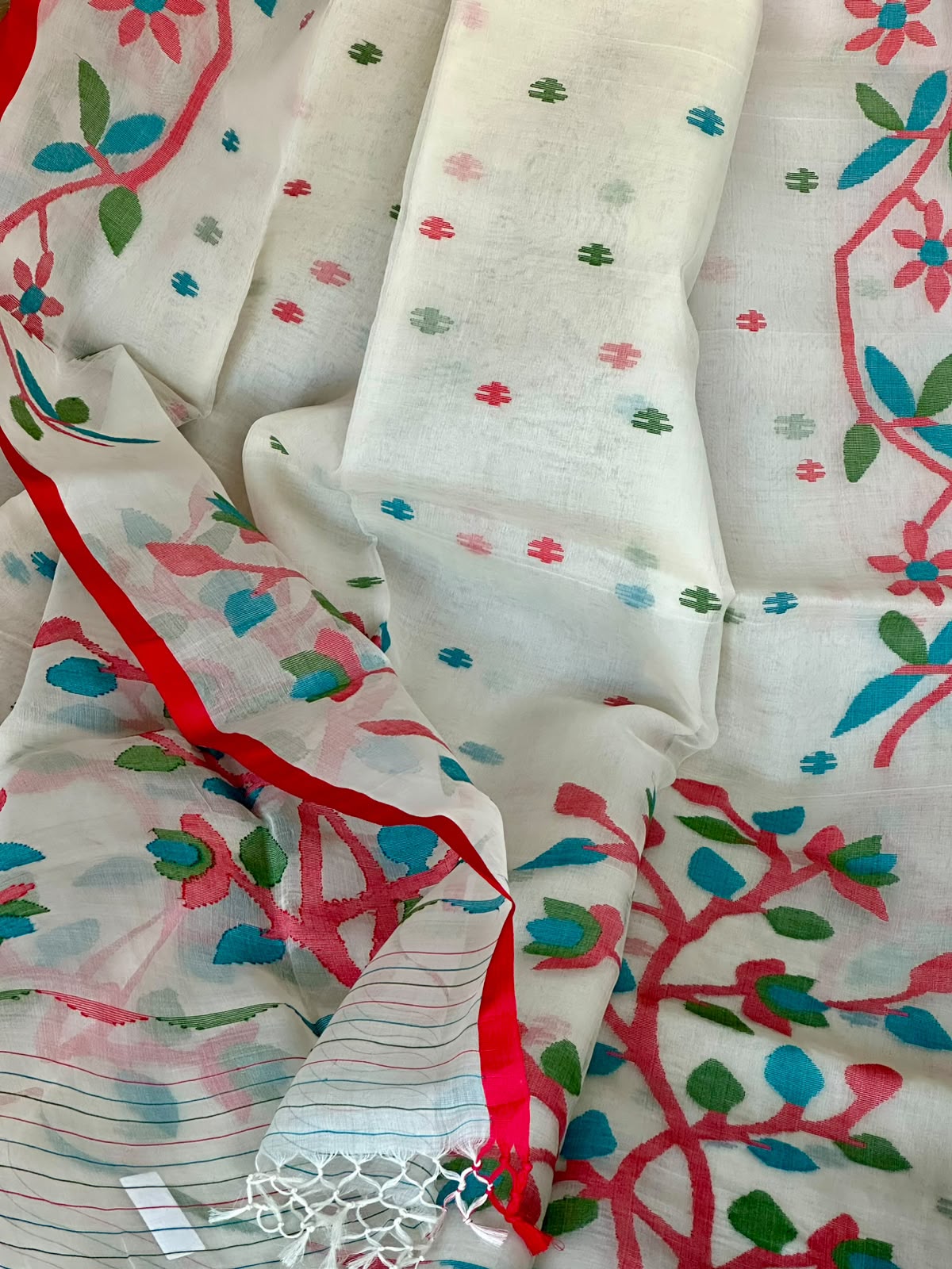 Pure Muslin Needle Jamdani Saree
