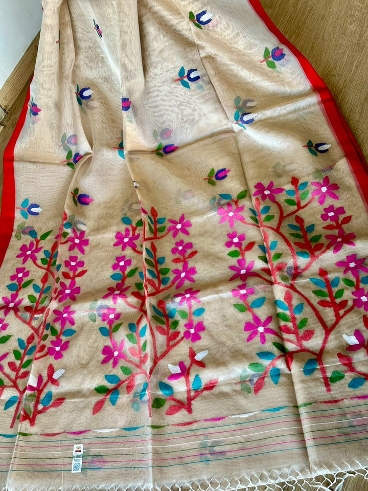 Pure Muslin Needle Jamdani Saree