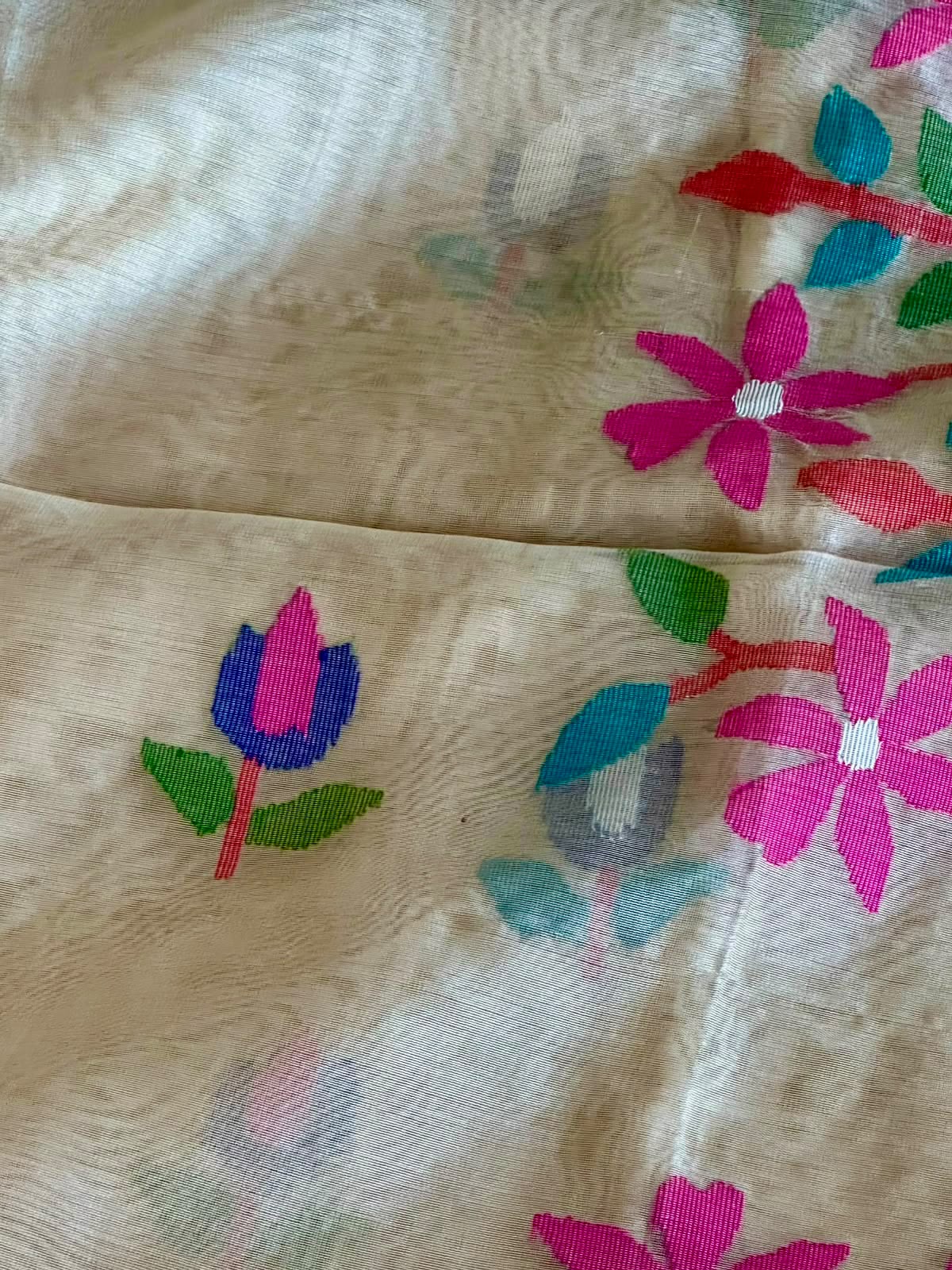 Pure Muslin Needle Jamdani Saree