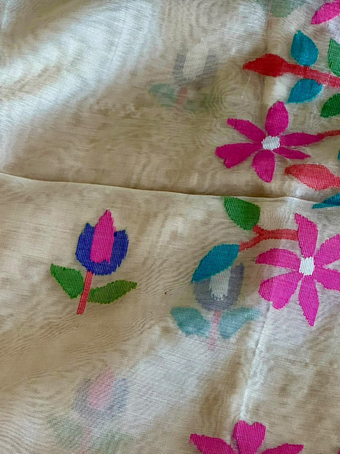 Pure Muslin Needle Jamdani Saree
