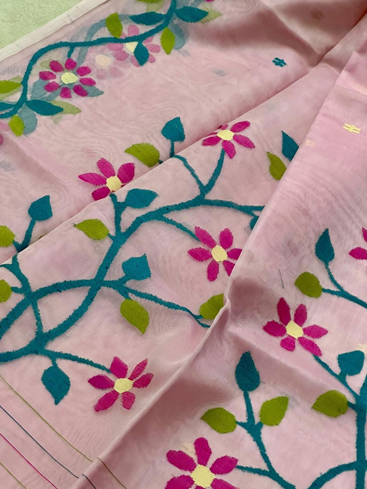 Pure Muslin Needle Jamdani Saree