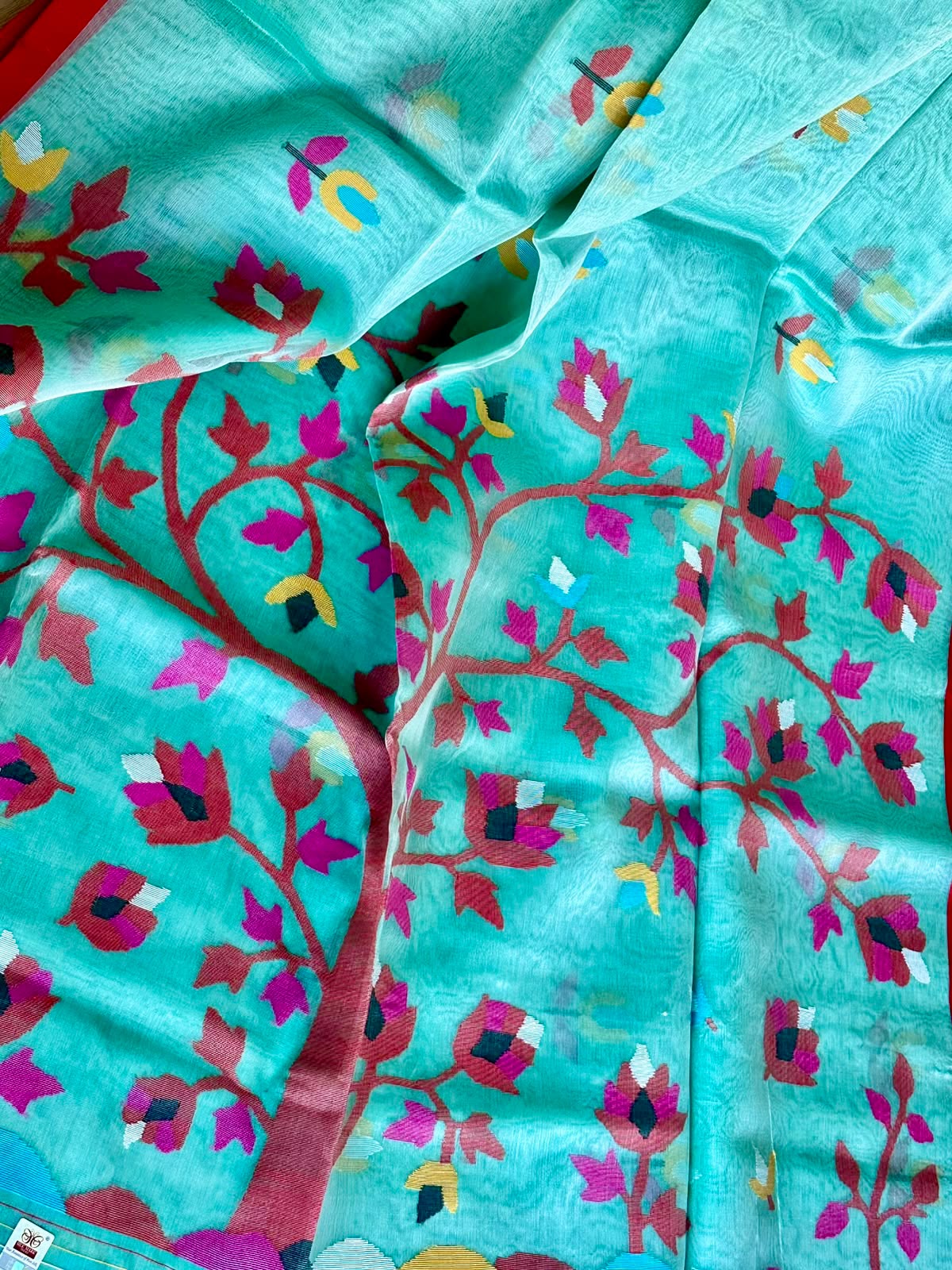 Pure Muslin Needle Jamdani Saree