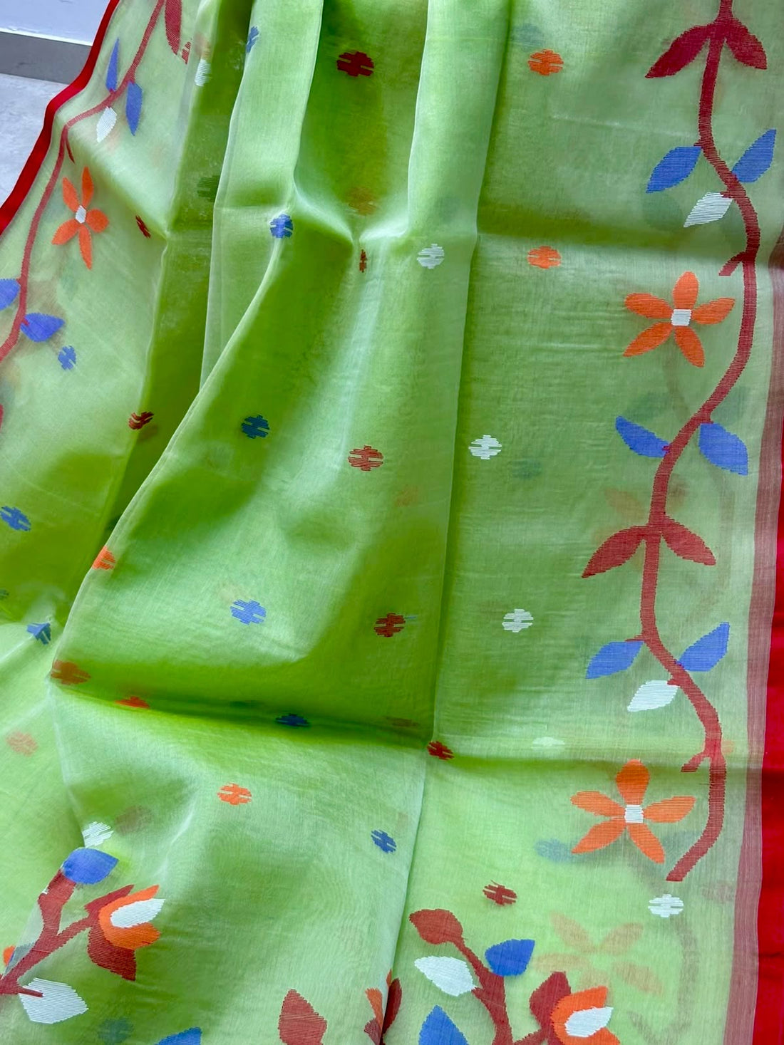 Pure Muslin Needle Jamdani Saree
