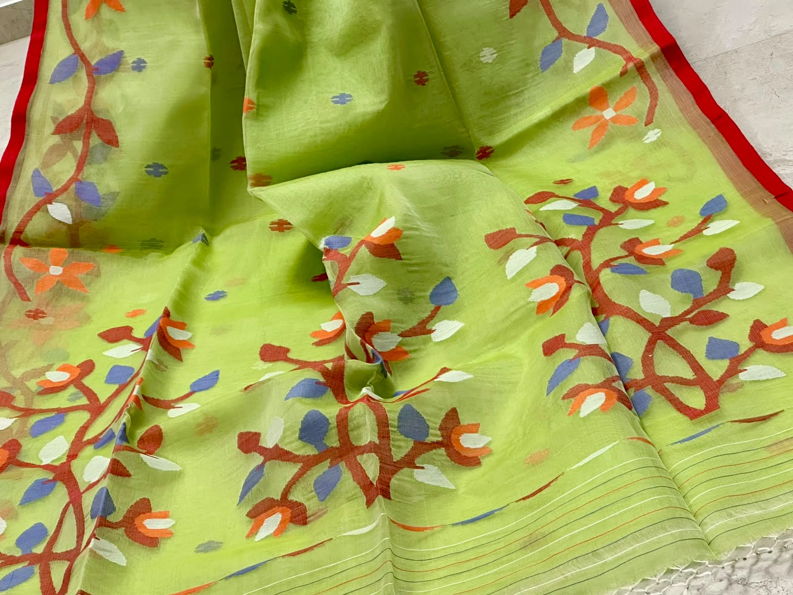 Pure Muslin Needle Jamdani Saree