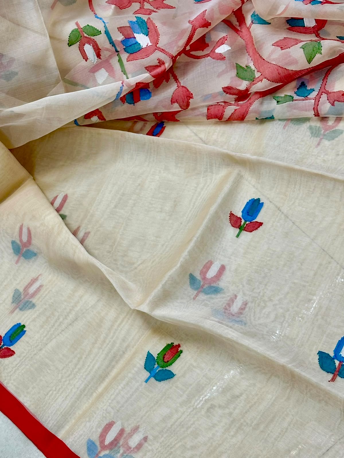 Pure Muslin Needle Jamdani Saree
