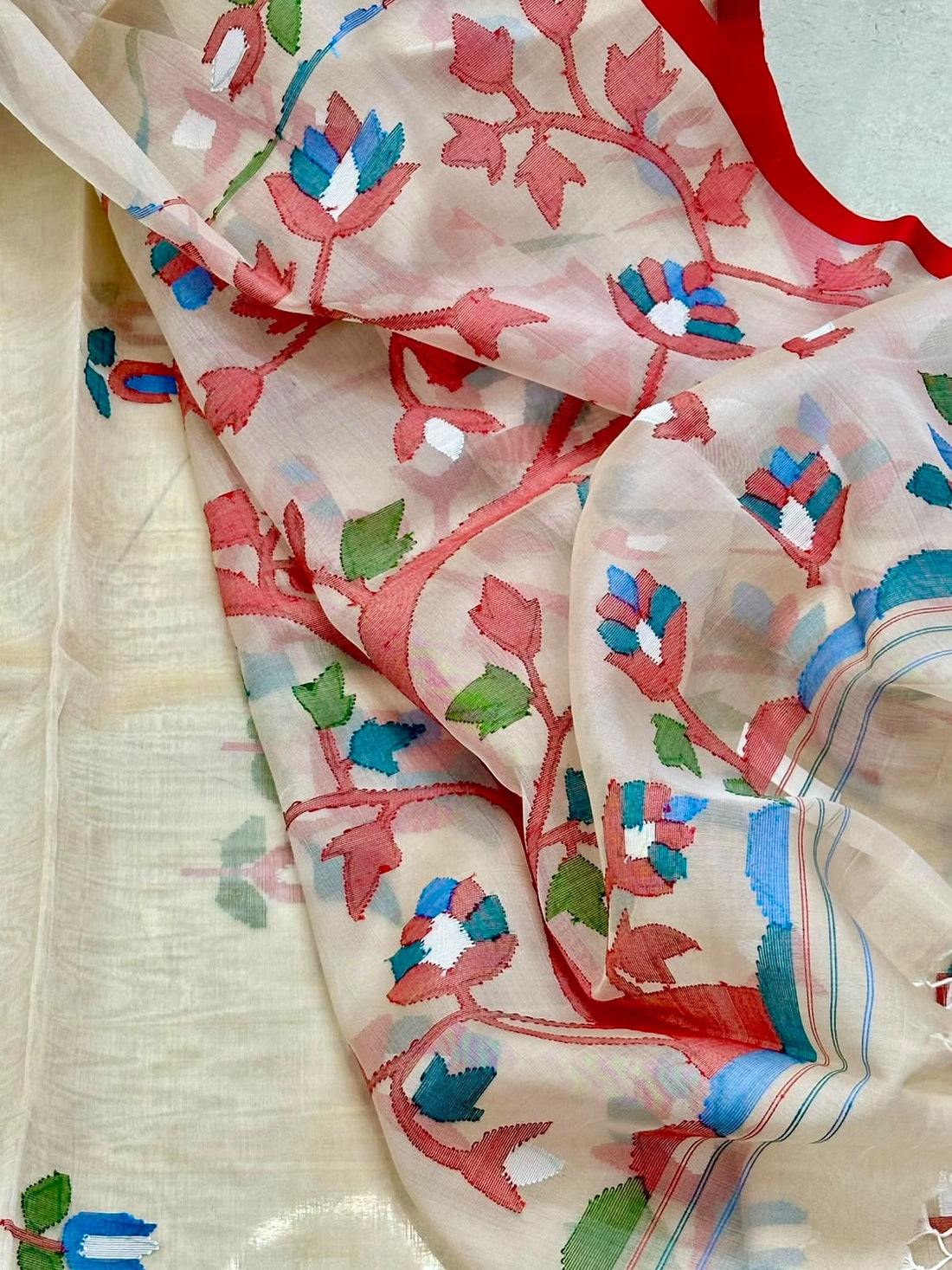 Pure Muslin Needle Jamdani Saree