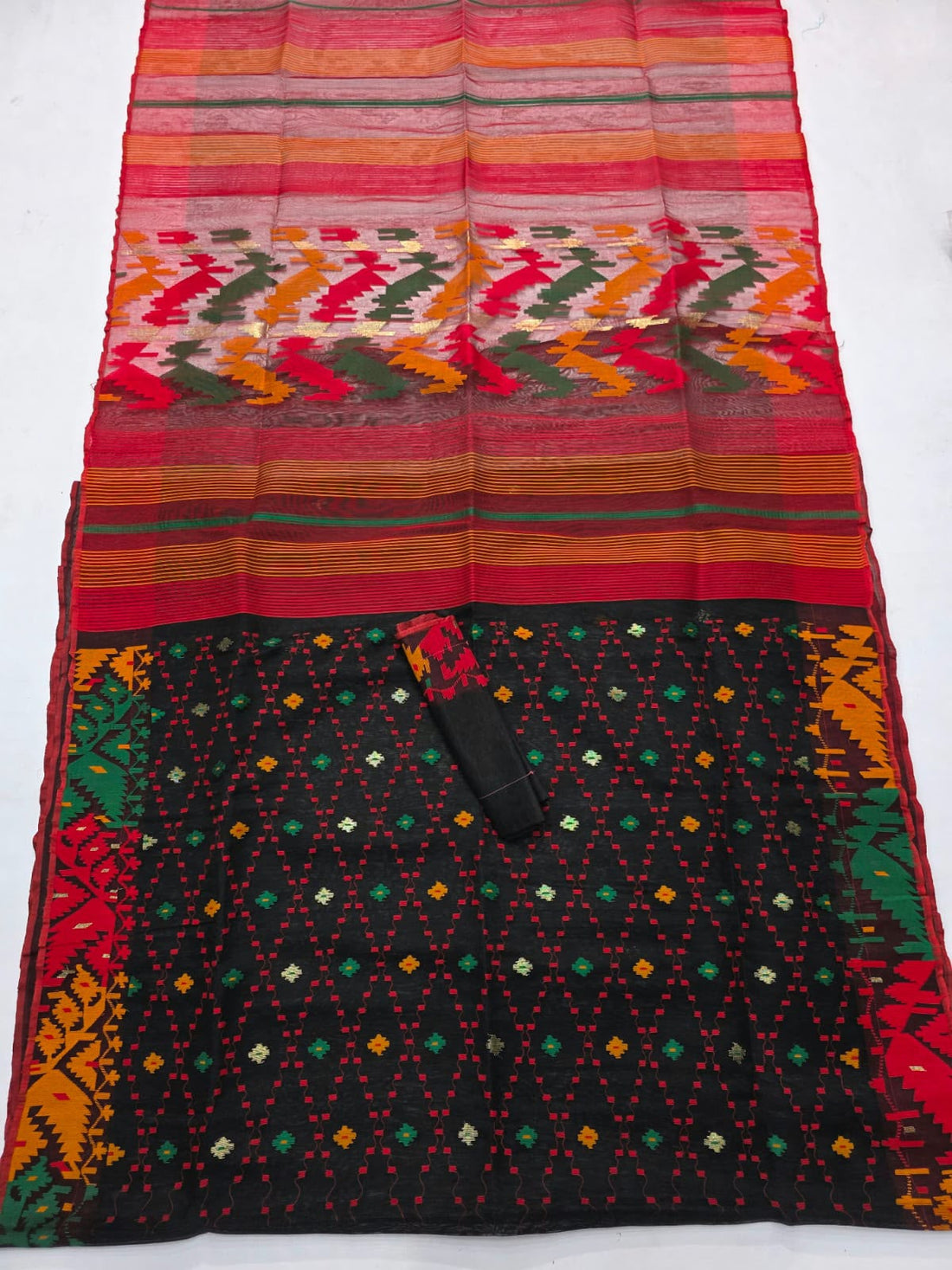 The Dhakai Heritage – Authentic Bangladeshi Half-Silk Jamdani Saree