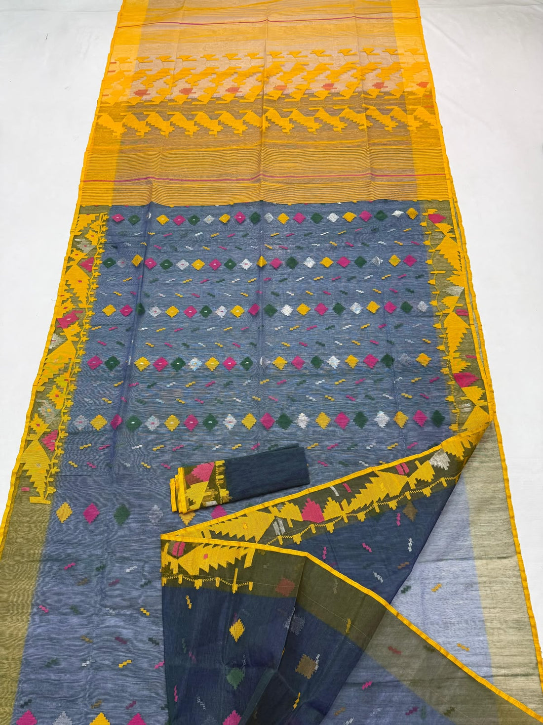 Authentic Handwoven Bangladeshi Dhakai Jamdani Half Silk Saree